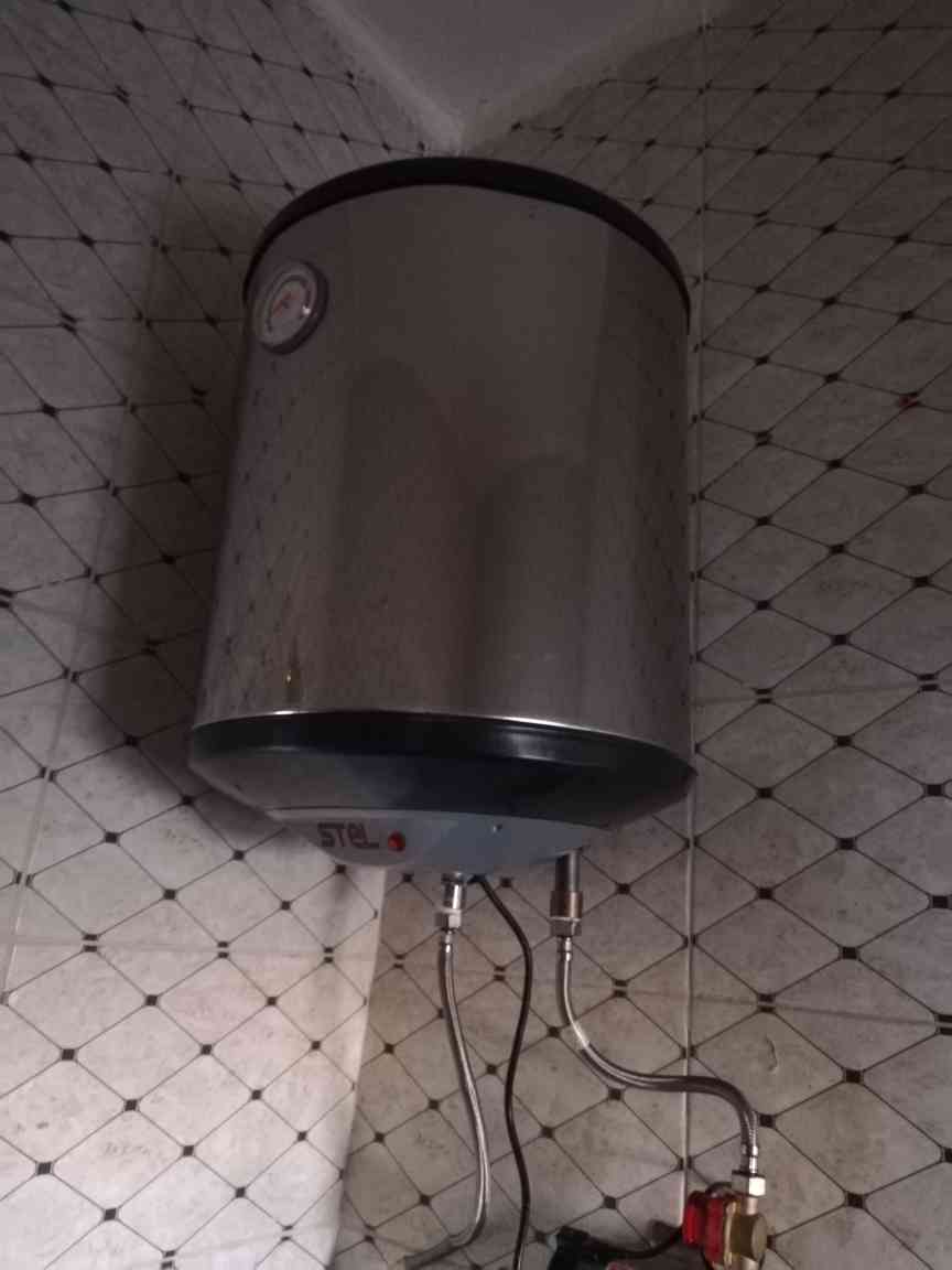 جيزر جديد استعمال شهر للبيع                                            


	 				لا تنسَ أنك شاهدت هذا الإعلان في عنكبوت            
	 				
                                سبب البيع تركيب جيزر أكبر...