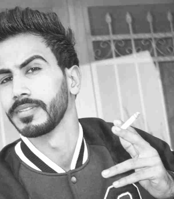 كاميرا وكاله 400d معها عدستين
لا تنسَ أنك شاهدت هذا الإعلان في عنكبوت
كاميرا 400d شبه وكاله....
