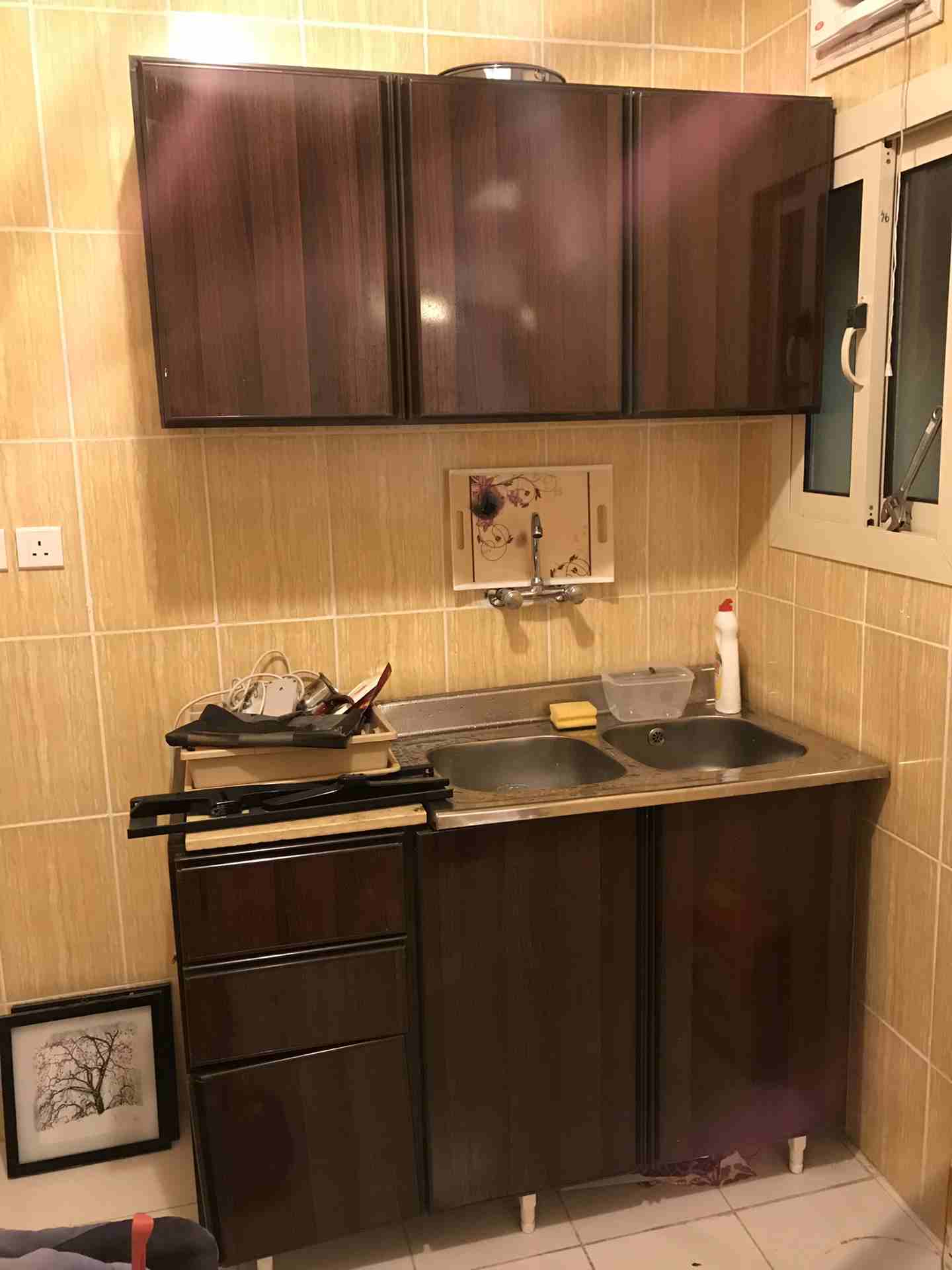 دولاب مطبخ للبيع مع الخلاط بحالة ممتازة
لا تنسَ أنك شاهدت هذا الإعلان في عنكبوت
للبيع دولاب مطبخ...