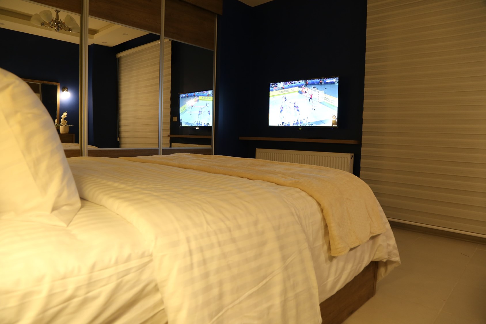 وسترن جيت لشقق BR 3 نوم المفروشه Furnished Apt بدير غبار عمانWestern Gate Compound
لا تنسَ أنك شاهدت هذا الإعلان في عنكبوت...