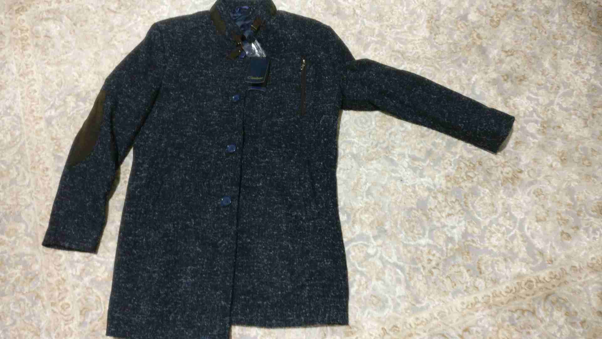 جاكيت - معطف - جاكيت طويل- jacket                                            


	 				لا تنسَ أنك شاهدت هذا الإعلان في عنكبوت            
	 				
                            للبيع معطف تركي ماركة c...