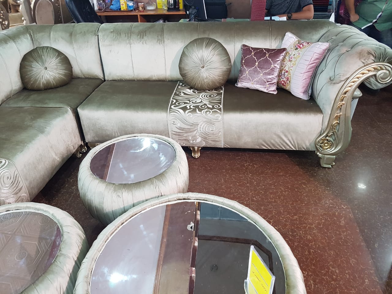 مفروشات العماد لجميع أنواع الكنب جاهز وتفصيل جوده وضمان حسب الطلب بأسعار مناسبه
لا تنسَ أنك شاهدت هذا الإعلان في عنكبوت...