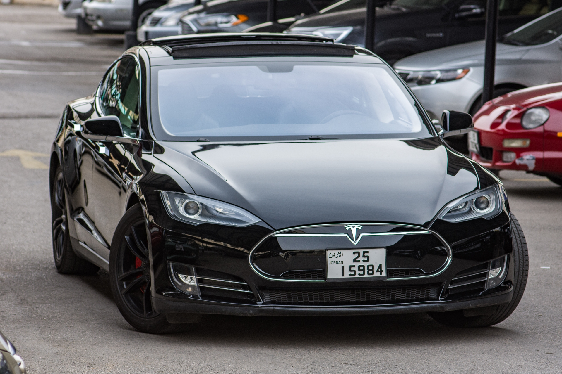 Tesla 85 تسلا 85 فحص كامل
لا تنسَ أنك شاهدت هذا الإعلان في عنكبوت
Tesla model s 85
Full Panor...