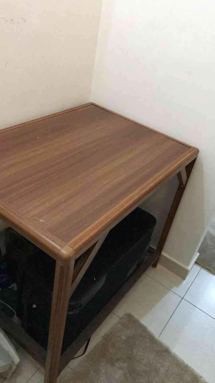طاوله حجم مناسب
لا تنسَ أنك شاهدت هذا الإعلان في عنكبوت
طاوله جديده معها طاولات صغار استعمال...