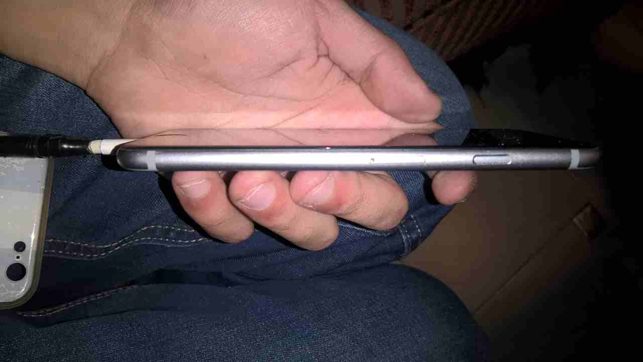 iphone 6 16GB                                            


	 				لا تنسَ أنك شاهدت هذا الإعلان في عنكبوت            
	 				
                            ايفون 6 16GB تب نظافه بس بدو بطاريه بصير وك...