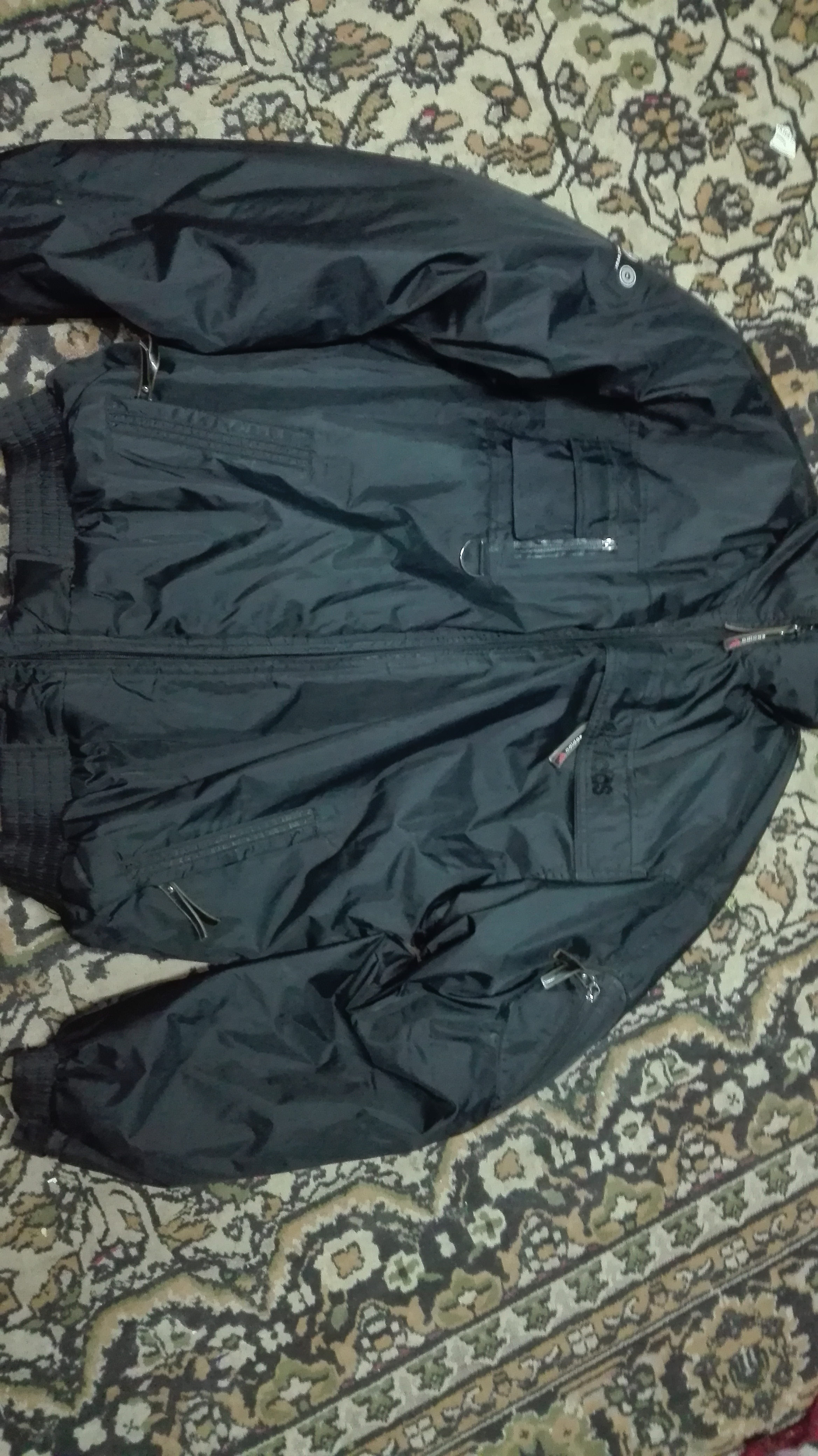 جاكت adidas بامب سبورت اصلى                                            


	 				لا تنسَ أنك شاهدت هذا الإعلان في عنكبوت            
	 				
                                جاكت adidas اصلى بامب سبو...