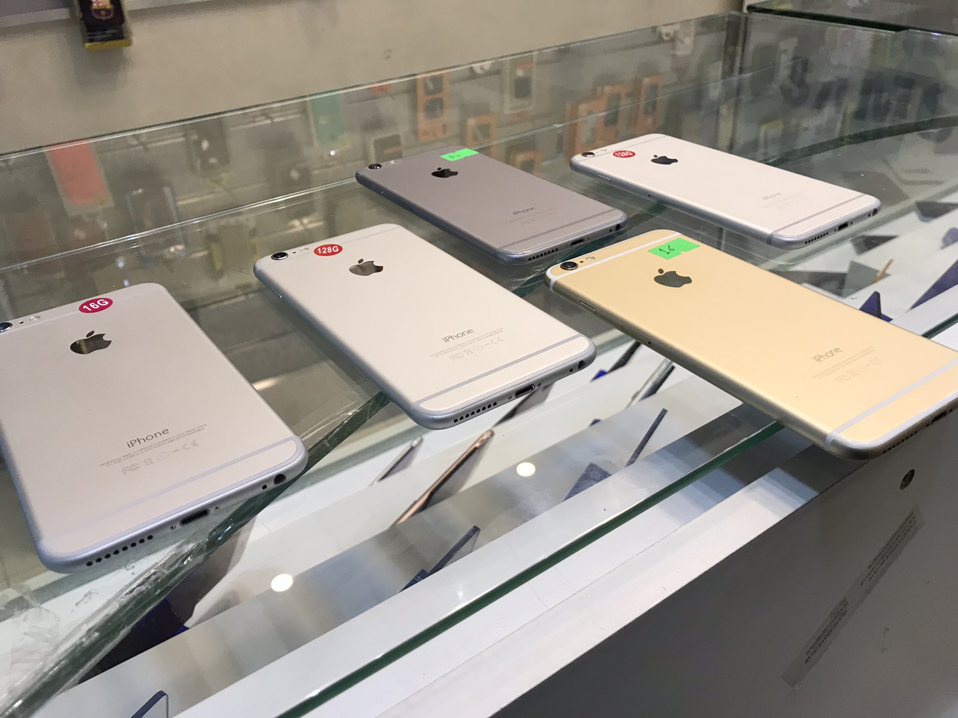 ايفون 6 بلص 16 و 64 و 128 جيجا لسعار مميزة واجهزة بحالة الوكالة لحقو العروض
لا تنسَ أنك شاهدت هذا الإعلان في عنكبوت...