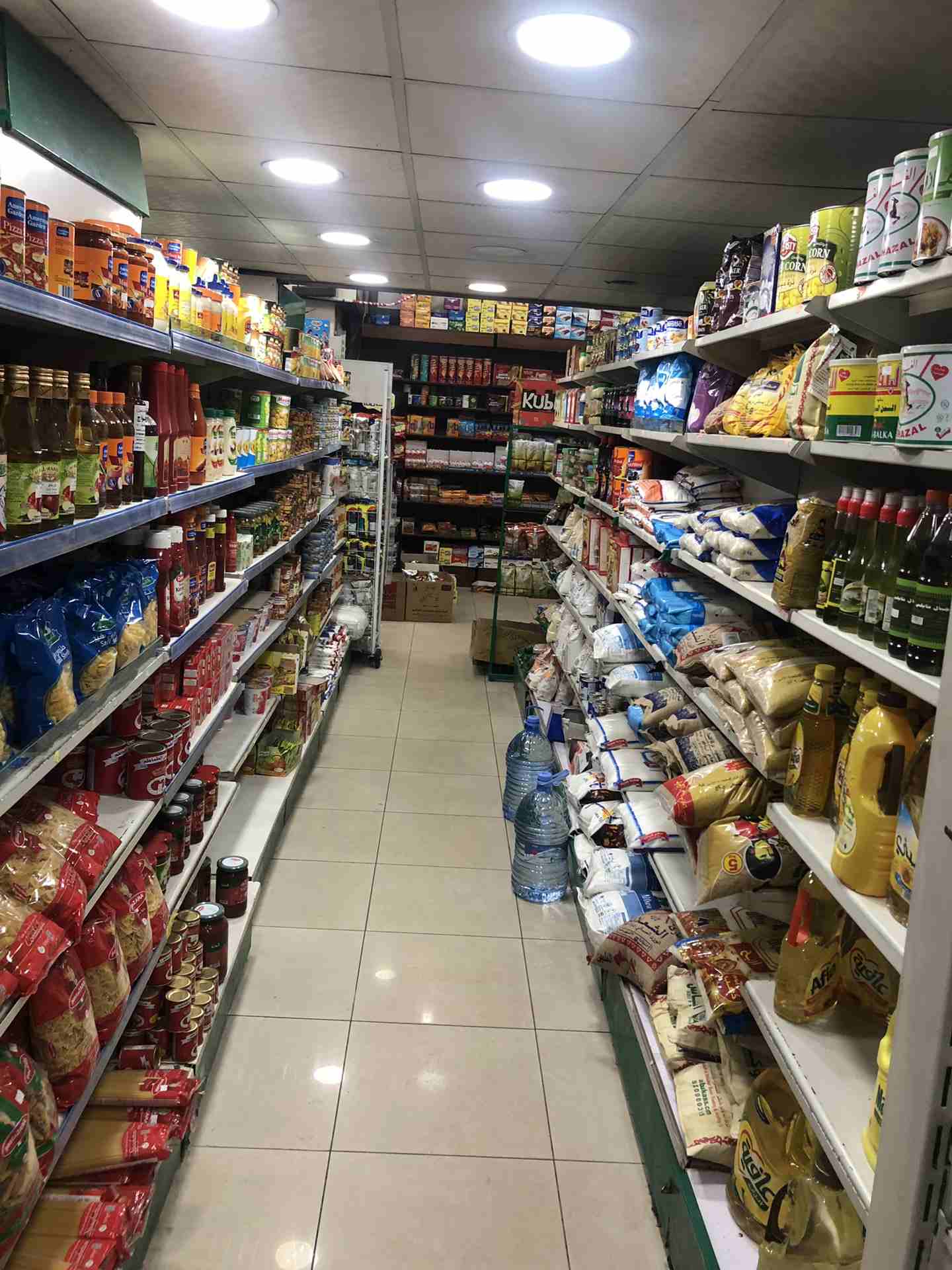 سوبر ماركت
لا تنسَ أنك شاهدت هذا الإعلان في عنكبوت
سوبر ماركت للبيع بموقع ممتاز
خلدا دوار السكر...