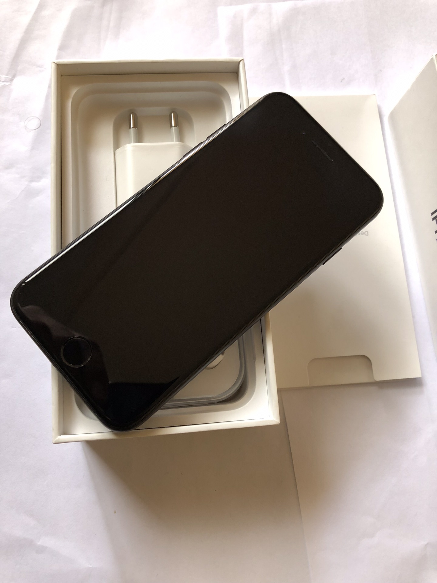 iPhone 7                                            


	 				لا تنسَ أنك شاهدت هذا الإعلان في عنكبوت            
	 				
                                iPhone 7 128G آمريكي آصلي 
حالة الجهاز 100&l...