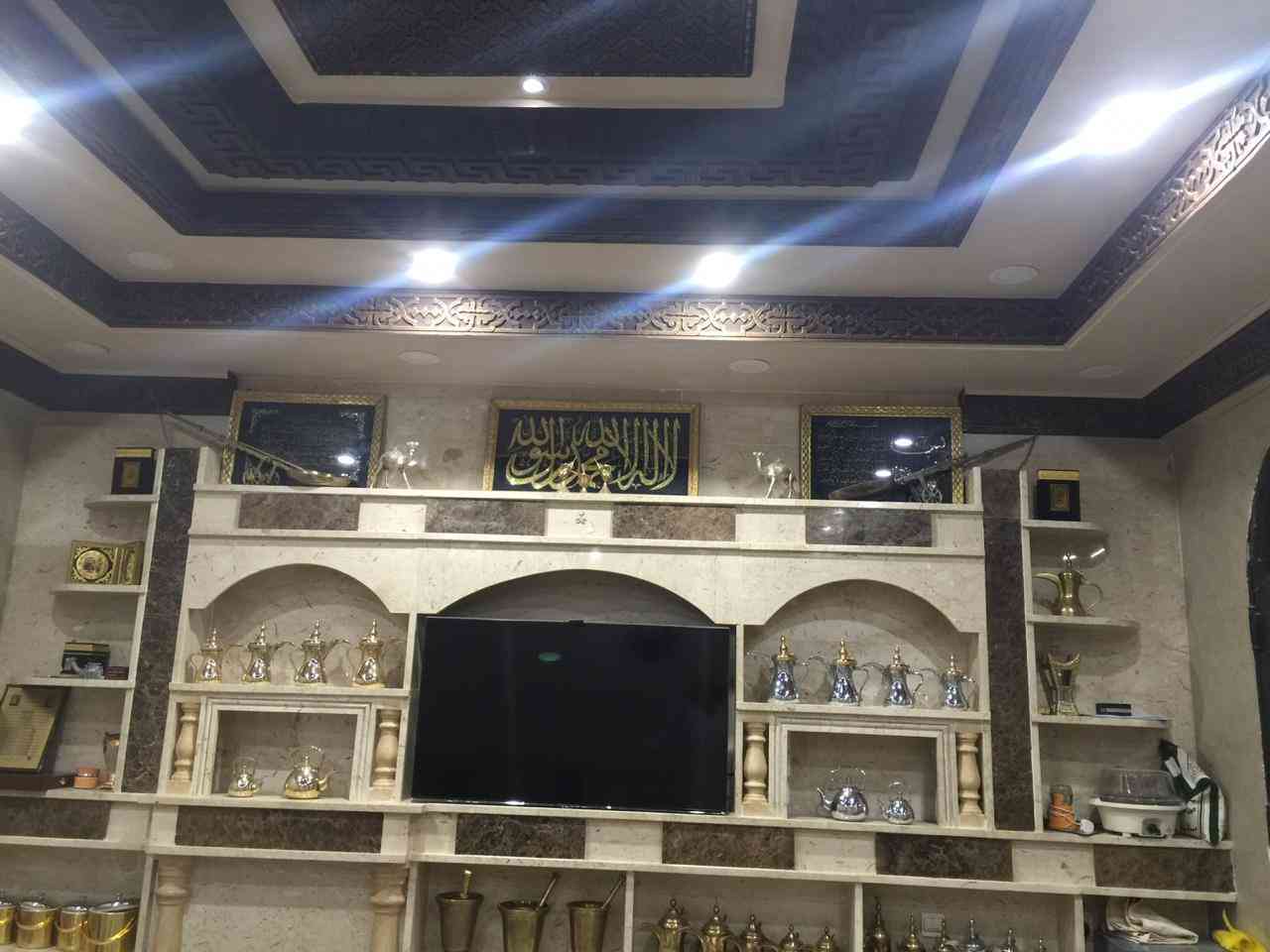ديكورات بالطوب الأحمر
لا تنسَ أنك شاهدت هذا الإعلان في عنكبوت
نعمل في تنفيذ الديكورات الجبصيه...