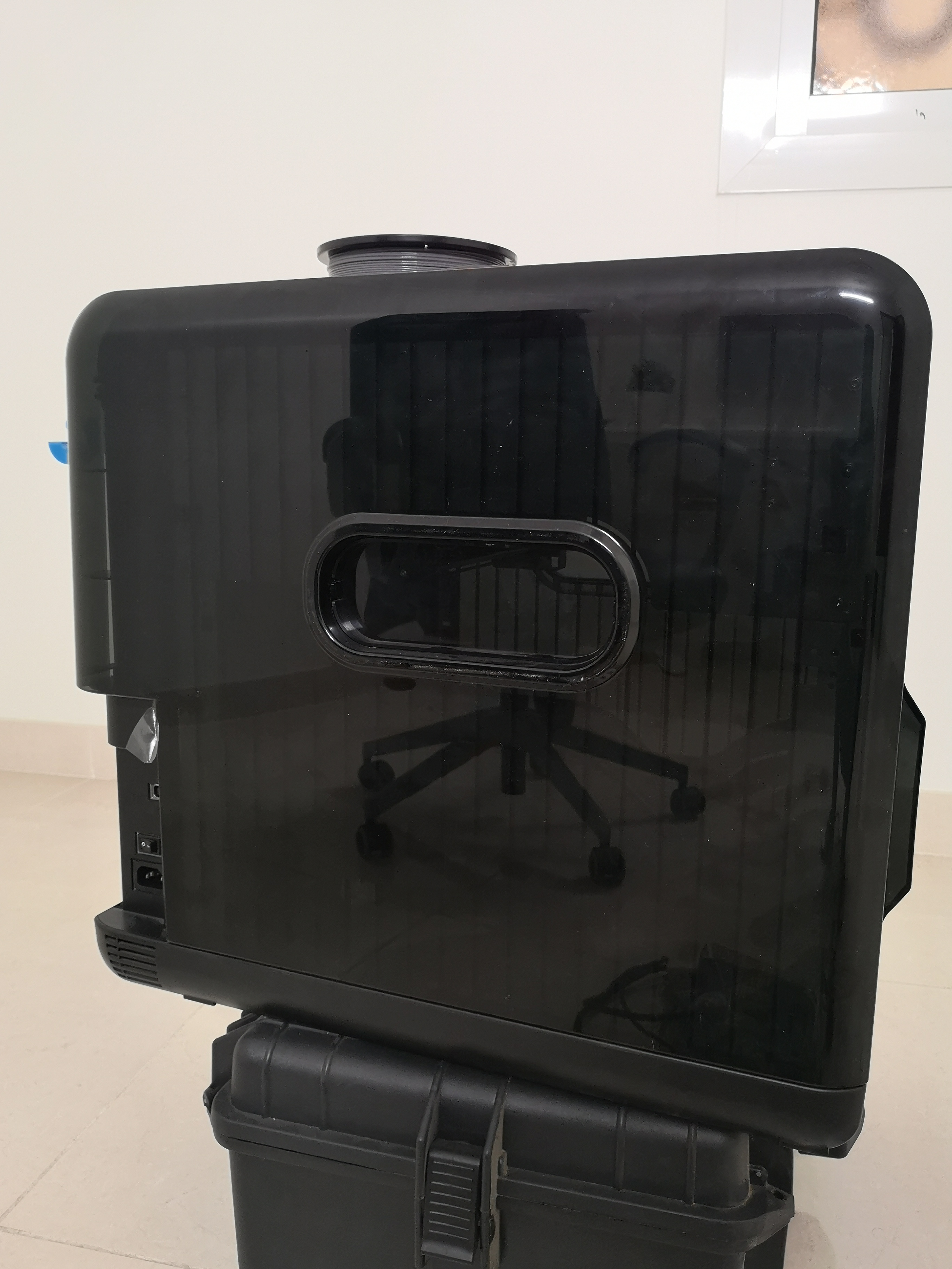 طابعة مجسمات 3D
لا تنسَ أنك شاهدت هذا الإعلان في عنكبوت
طابعة 3d من شركة xyz موديل da vinci p...