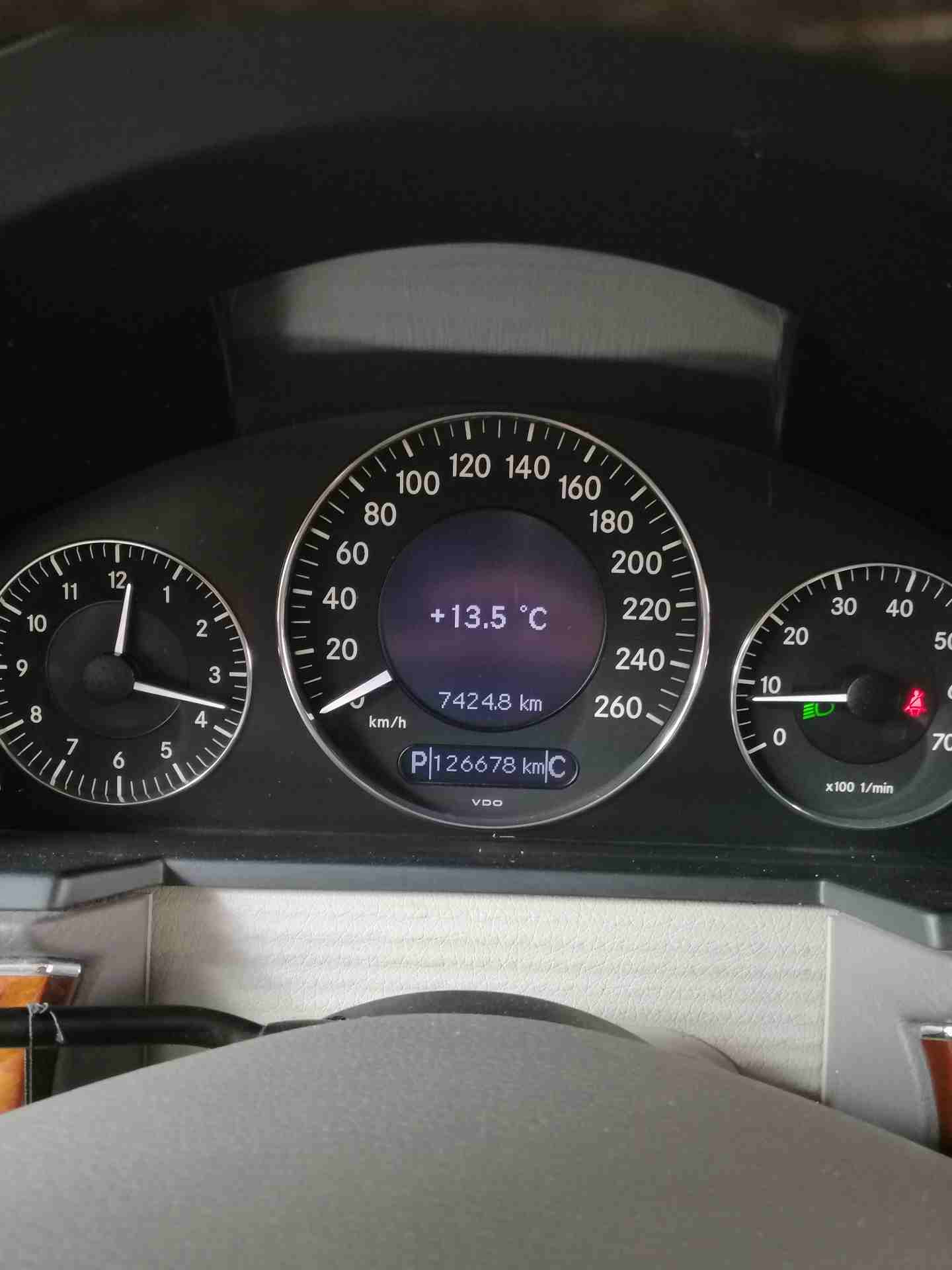 Mercedes E200 2009
لا تنسَ أنك شاهدت هذا الإعلان في عنكبوت
Mercedes E200 2009 Elegance.
السعر قاب...