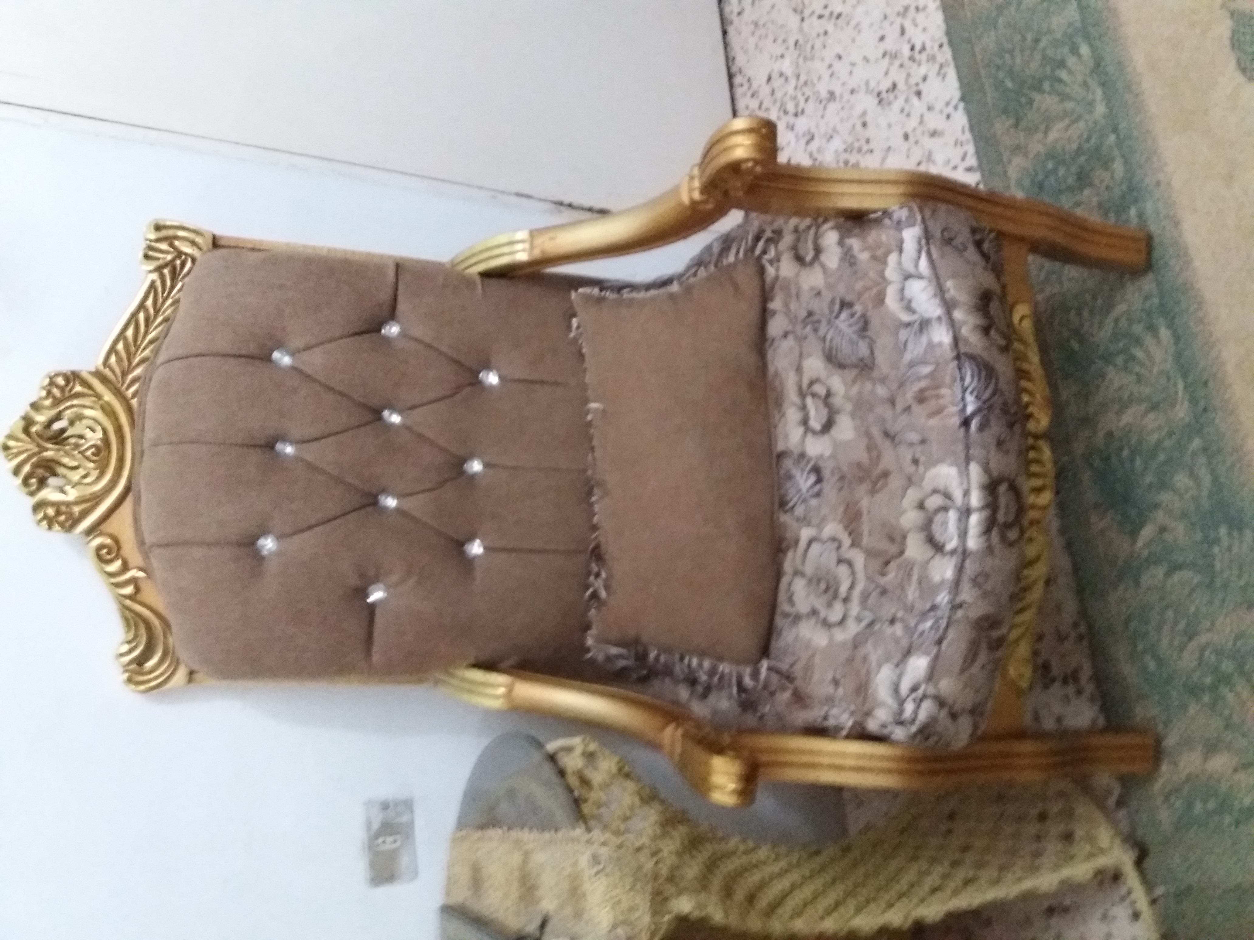 طقمين كنب مصري                                            


	 				لا تنسَ أنك شاهدت هذا الإعلان في عنكبوت            
	 				
                                طقمين كنب مصري استخدام خفيف 
سعر الطقم...