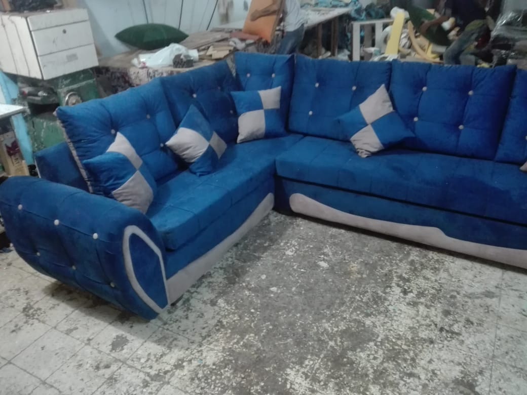 عرض الشتاء أطقم كنب كورنر مجوزه واطقم 7 مقاعد
لا تنسَ أنك شاهدت هذا الإعلان في عنكبوت
العرض...