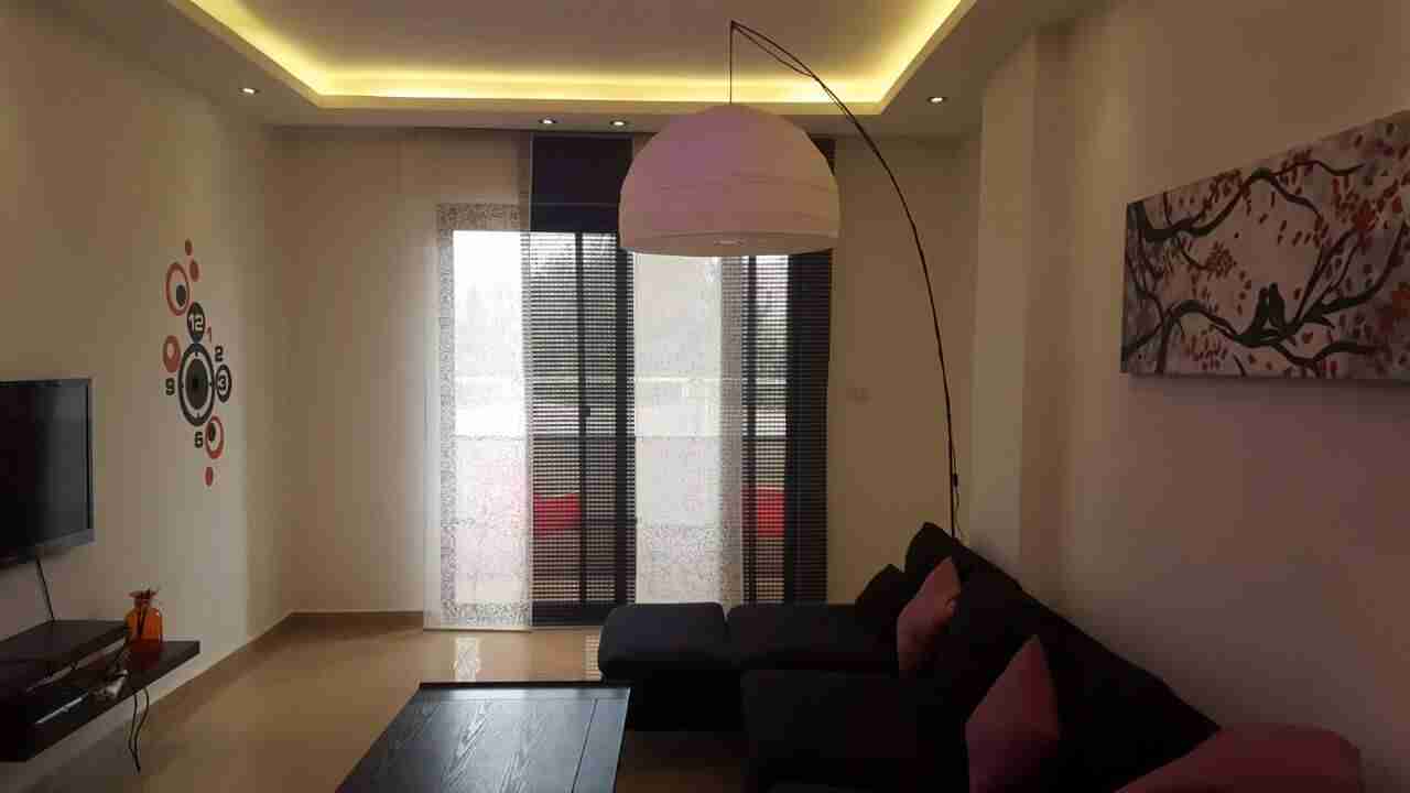 First floor apartment * for daily and monthly rent * in Abdoun                                            


	 				لا تنسَ أنك شاهدت هذا الإعلان في عنكبوت...