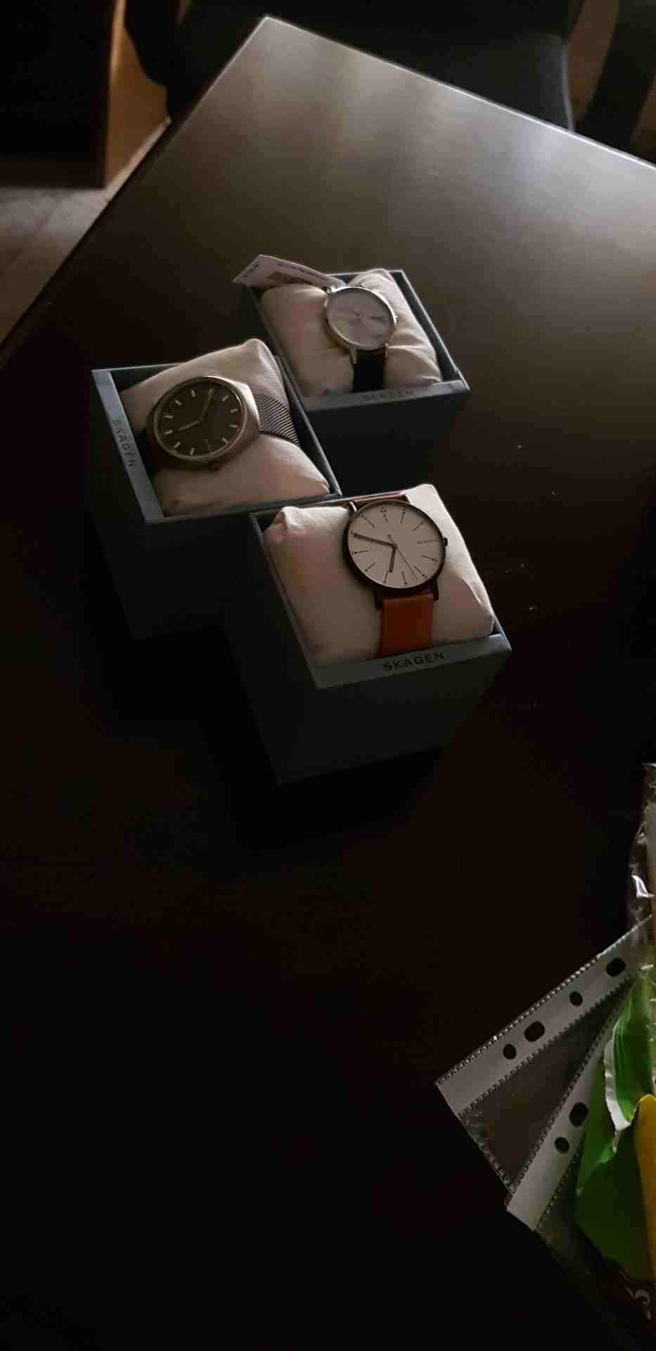 Skagen Denmark                                            


	 				لا تنسَ أنك شاهدت هذا الإعلان في عنكبوت            
	 				
                            1) Anita Blue Leather Stone Watch - women&...