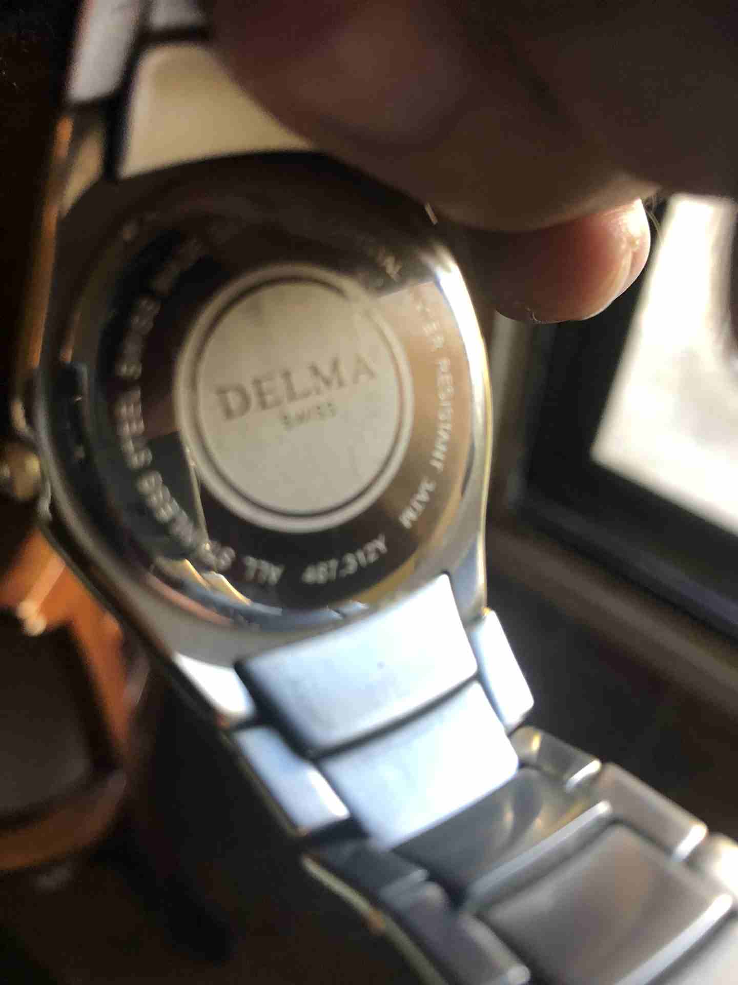 Delma Swis Watch                                            


	 				لا تنسَ أنك شاهدت هذا الإعلان في عنكبوت            
	 				
                            ساعه سويسريه اصليه ماركة Delma ساعه جميل...