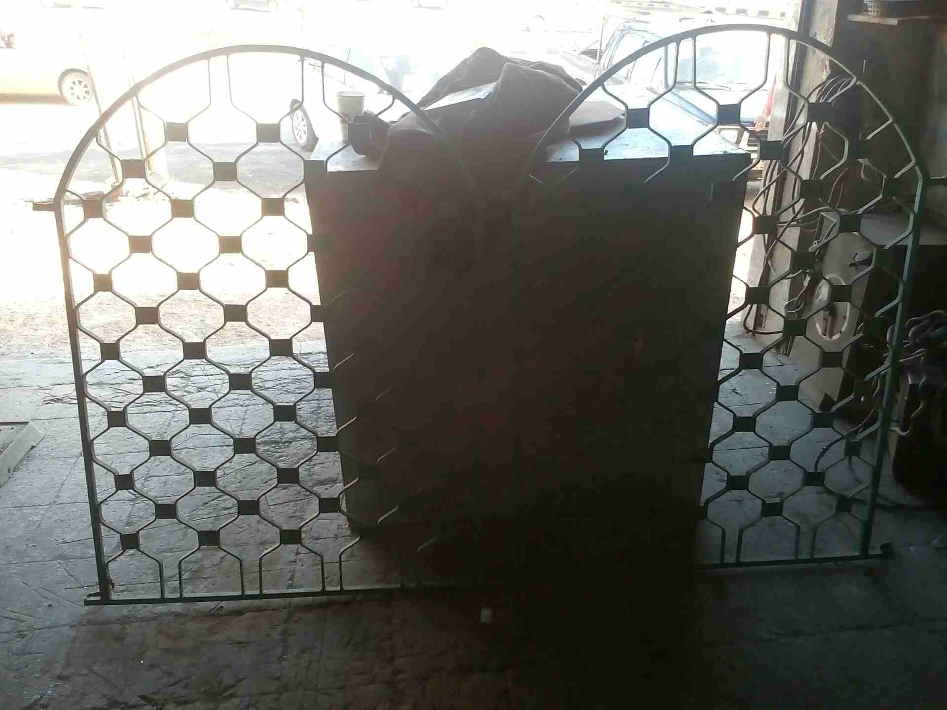 ابواب وشبابيك حديد
لا تنسَ أنك شاهدت هذا الإعلان في عنكبوت
قابل للمفاوضه...