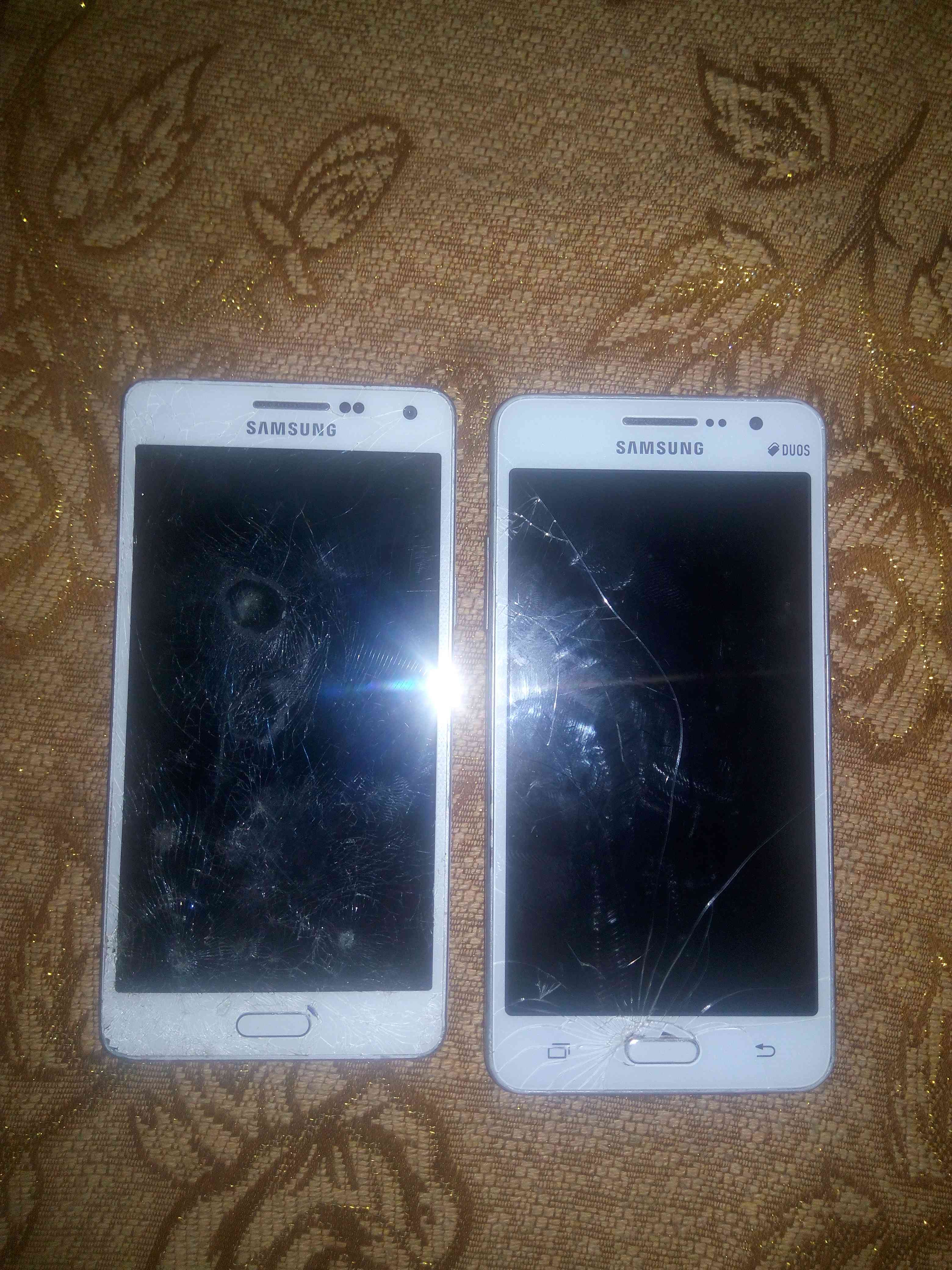 جهازين بحاجه الى شاشات فقط
لا تنسَ أنك شاهدت هذا الإعلان في عنكبوت
رقم الهاتف 0787994067...