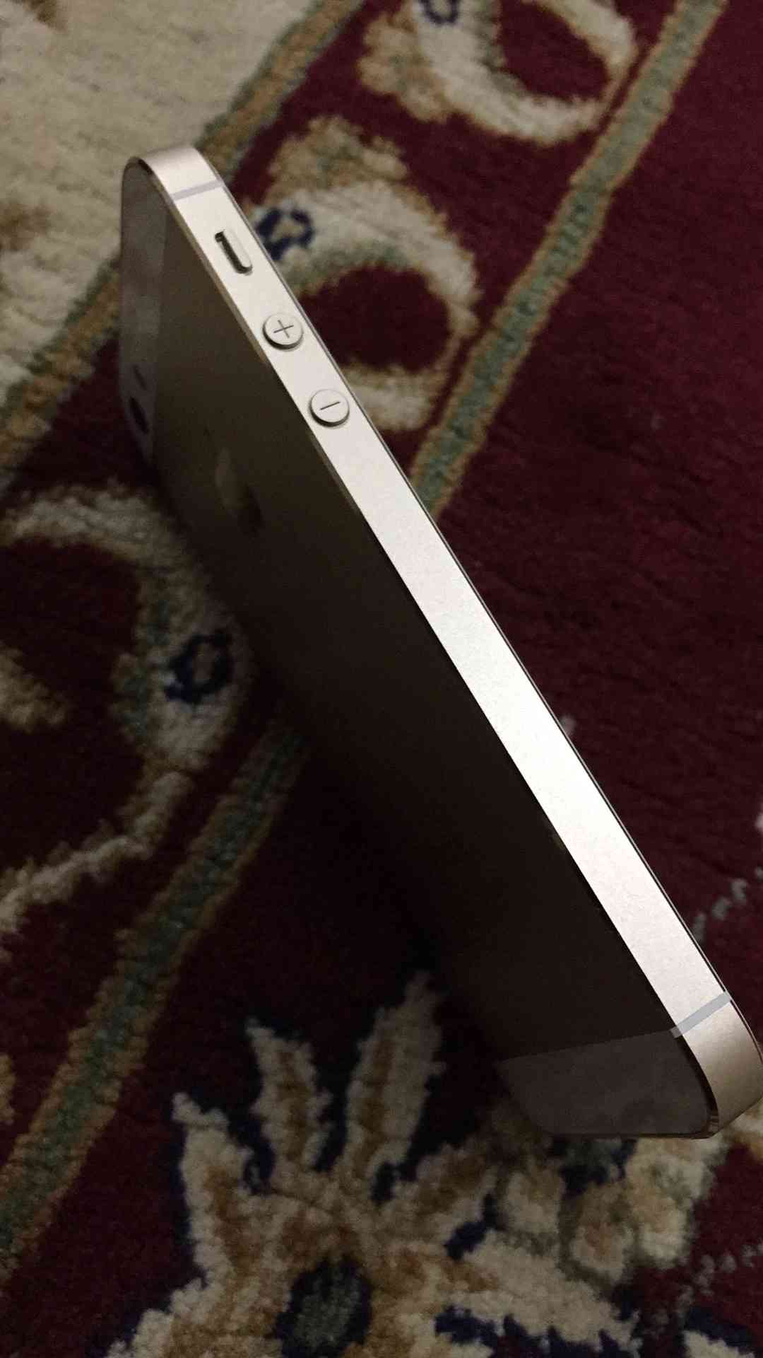 ايفون 5s للبيع استخدام يومين
لا تنسَ أنك شاهدت هذا الإعلان في عنكبوت
السلام عليكم اعرض لكم ال...