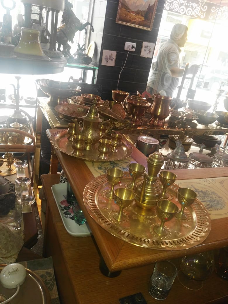 نحاسيات .. تحف .. انتيك .. اثاث .. الماني المصدر                                            


	 				لا تنسَ أنك شاهدت هذا الإعلان في عنكبوت            
	 				
                                لاصح...