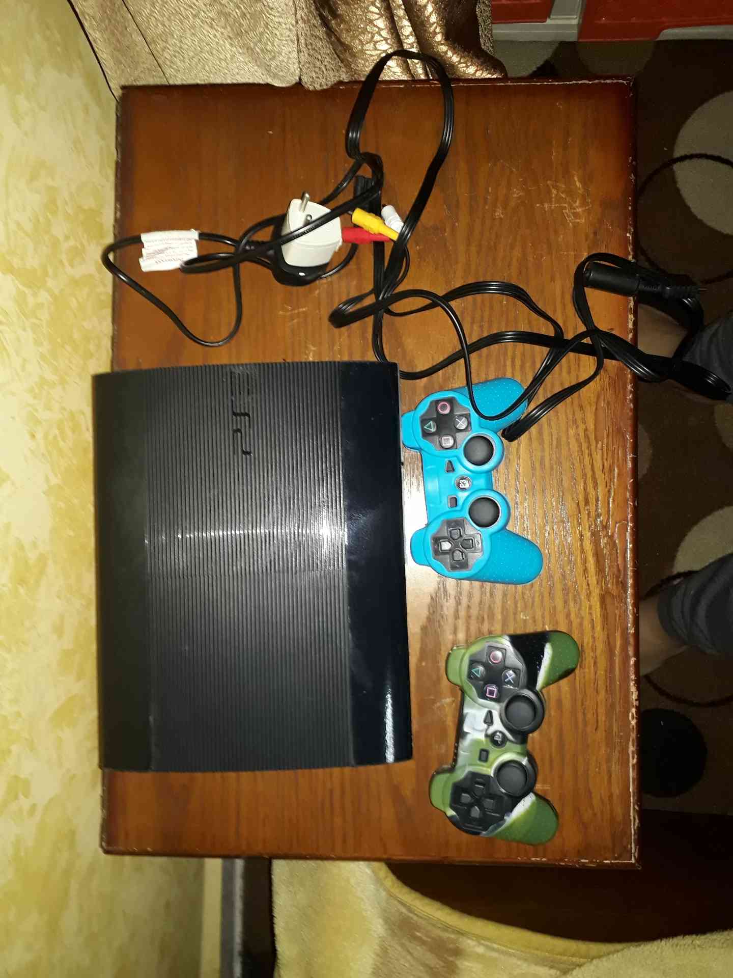 بلايستيشن 3 شبه جديد استعمال اقل من ثلاثه اشهر 500BG
لا تنسَ أنك شاهدت هذا الإعلان في عنكبوت...