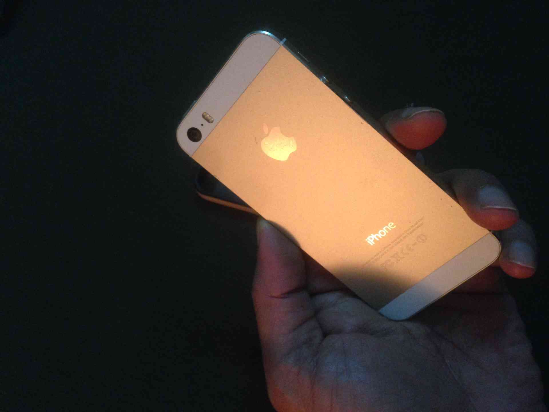 iphone5s بصمة ممتازه  وبطارية قويه                                            


	 				لا تنسَ أنك شاهدت هذا الإعلان في عنكبوت            
	 				
                                Iphone5s gold  
مس...