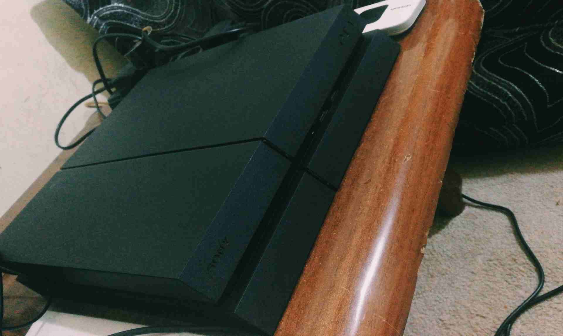 Ps4 Orginal Design النسخة الاصلية                                            


	 				لا تنسَ أنك شاهدت هذا الإعلان في عنكبوت            
	 				
                            للبيع مع الاغراض:0
 Dau...