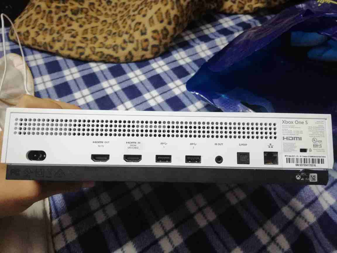 xbox one s                                            


	 				لا تنسَ أنك شاهدت هذا الإعلان في عنكبوت            
	 				
                            نظيفة جدا . شبه جديدة استعمال قليل جدا 
مش معد...