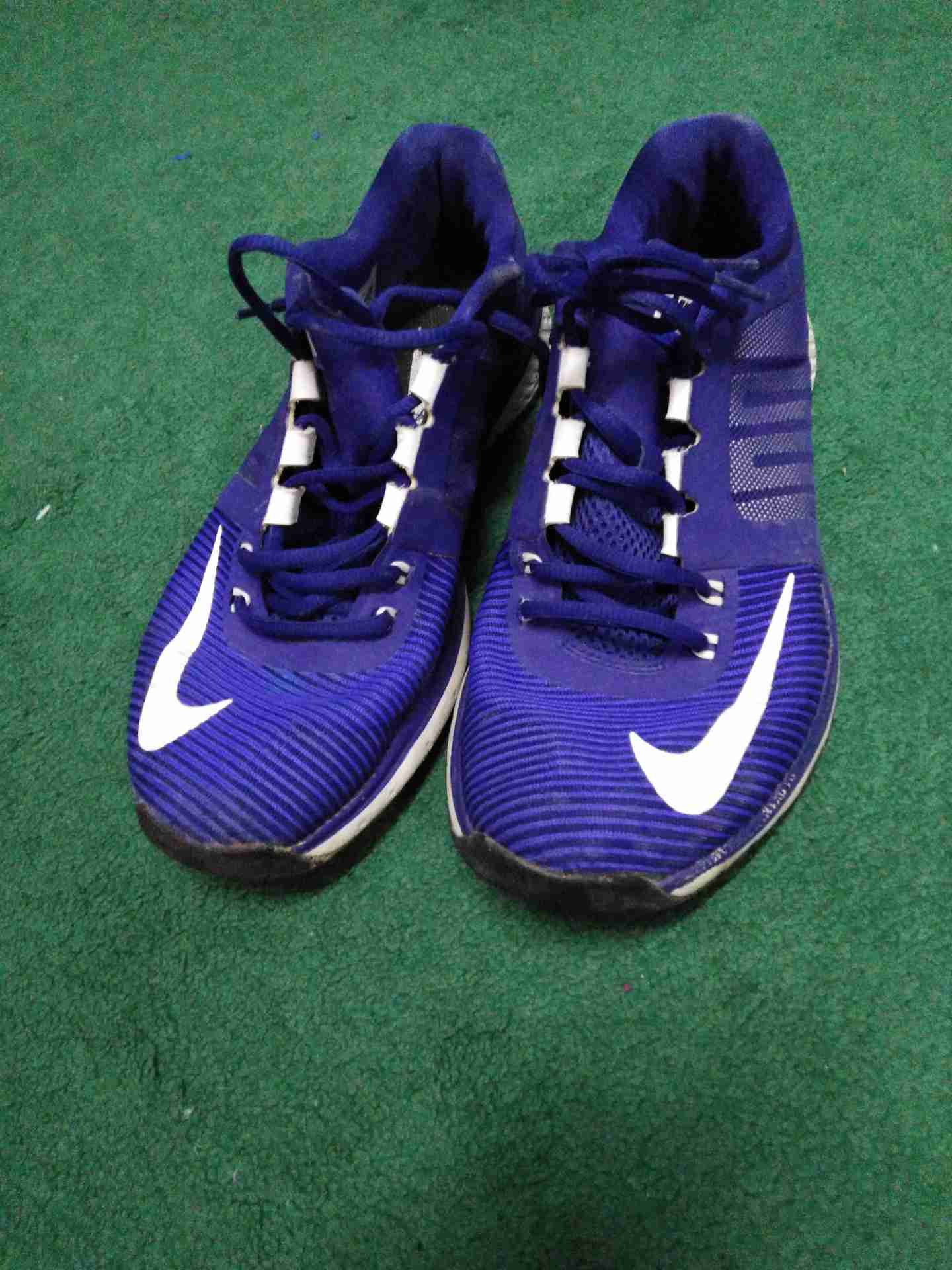 Nike zoom running shoes، only one week used                                            


	 				لا تنسَ أنك شاهدت هذا الإعلان في عنكبوت            
	 				
                                البوط سري...