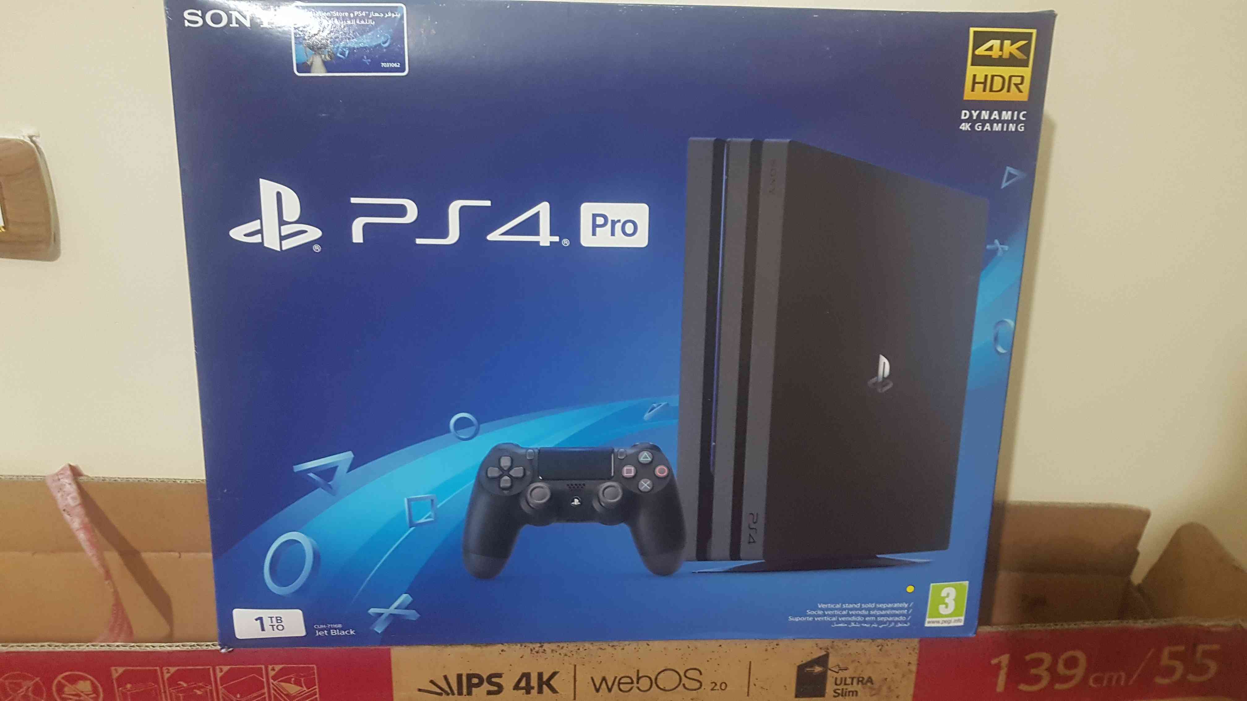 بلايستيشن 4 برو PRO جديد معدل 5.05 كفاله سنه عليه 56 لعبه                                            


	 				لا تنسَ أنك شاهدت هذا الإعلان في عنكبوت...