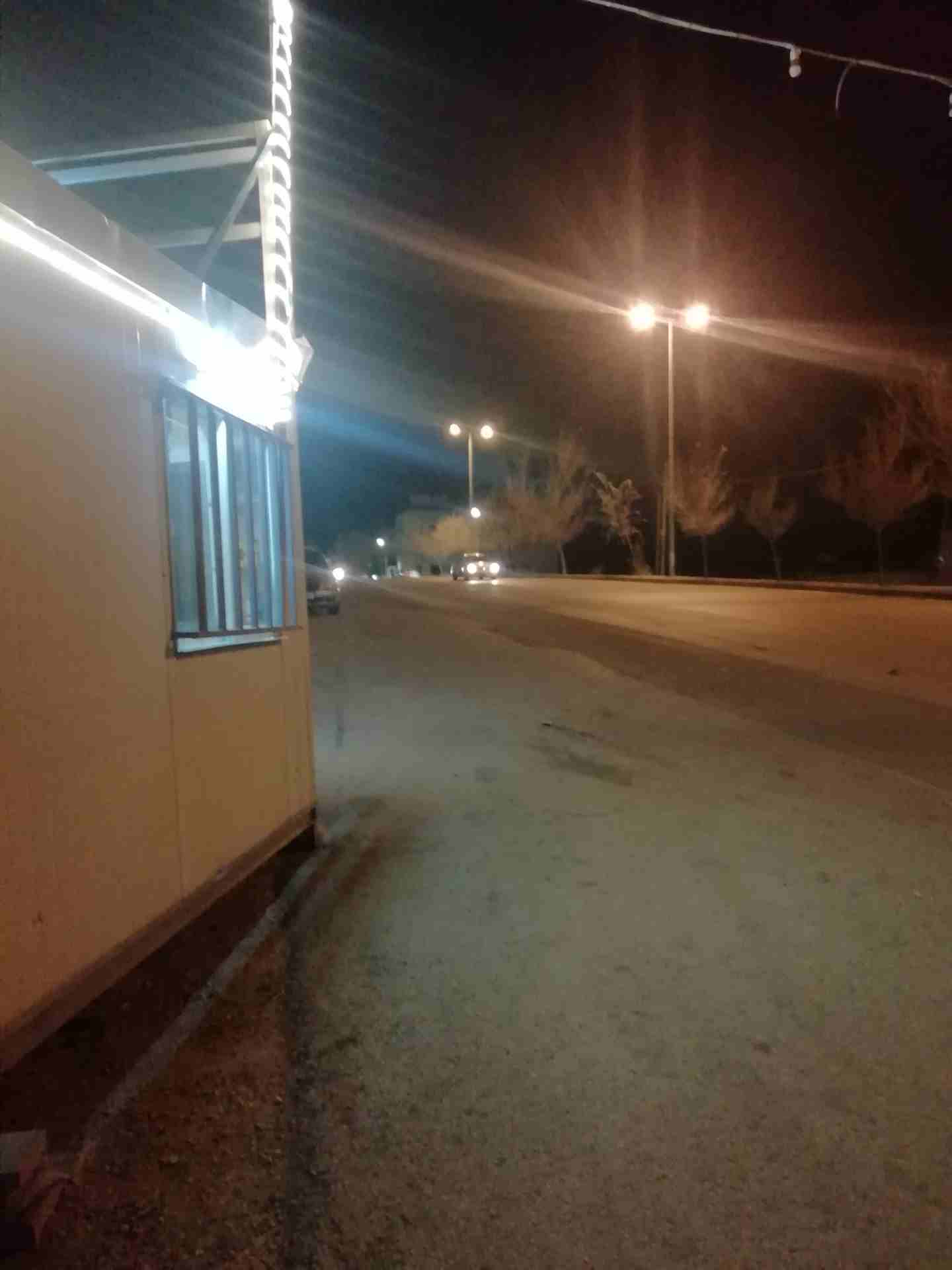 كشك قهوه للبيع
لا تنسَ أنك شاهدت هذا الإعلان في عنكبوت
مع كامل معداته ( 2غاز، 2 سخان، رفوف "...