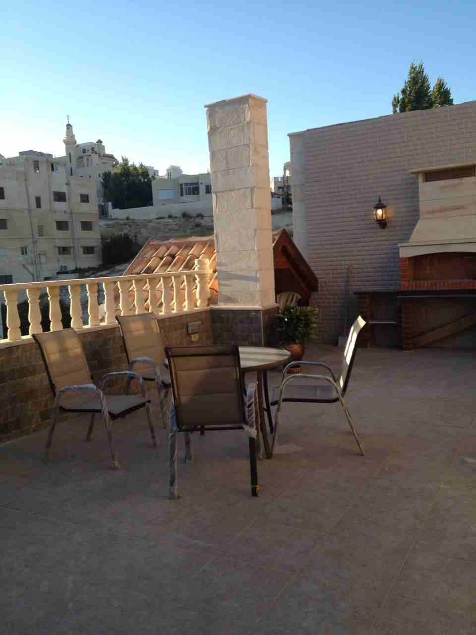 روف مفروش او فارغ للايجار في دابوق
لا تنسَ أنك شاهدت هذا الإعلان في عنكبوت
2 نوم 2 حمام صالون سفر...