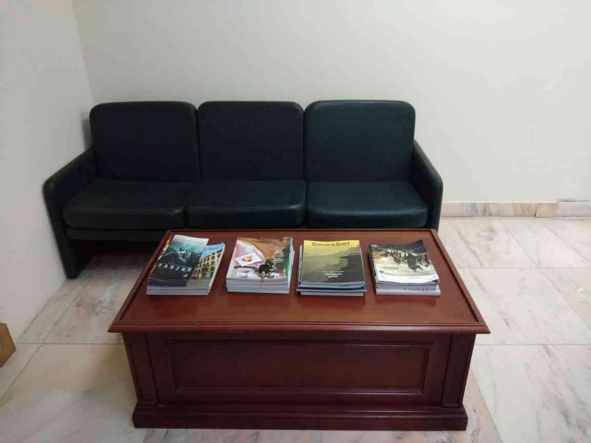Office Furniture in good condition
لا تنسَ أنك شاهدت هذا الإعلان في عنكبوت
We are selling num...