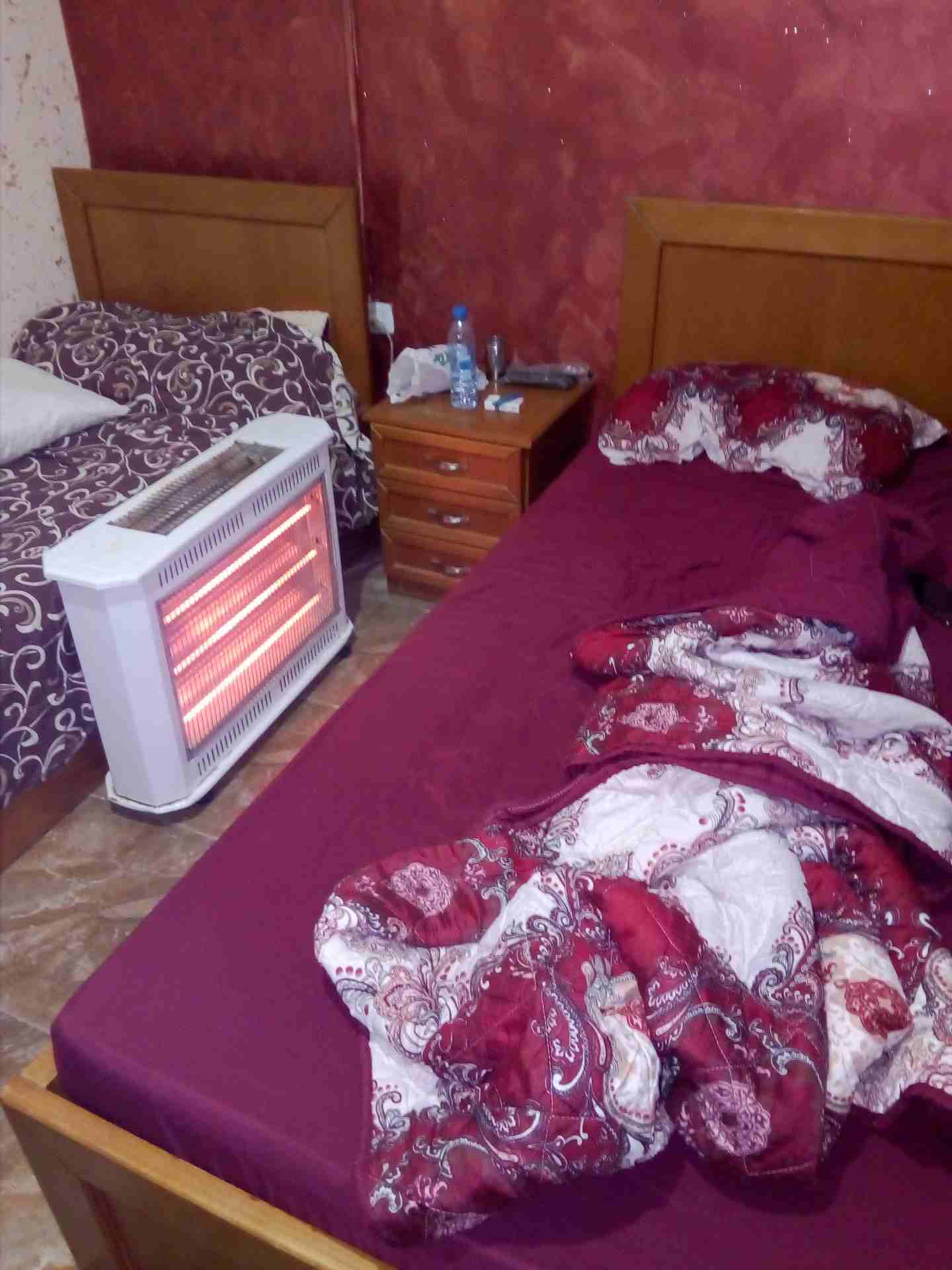مطلوب شريك سكن
لا تنسَ أنك شاهدت هذا الإعلان في عنكبوت
مطلوب شريك سكن في استديو غرفة ومطبخ وحمام...