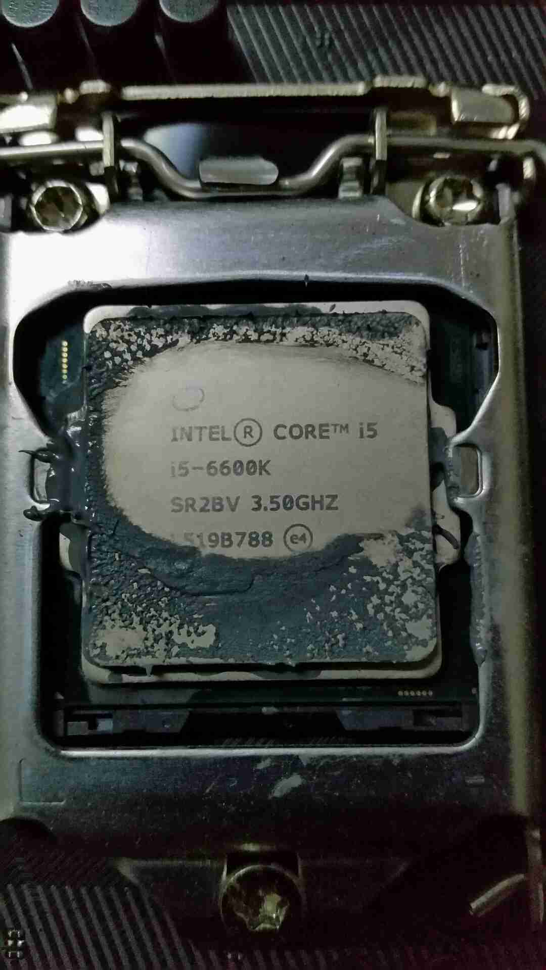 معالج i5 6600k و بورد احترافية z270h                                            


	 				لا تنسَ أنك شاهدت هذا الإعلان في عنكبوت            
	 				
                                معالج وبورد للبي...