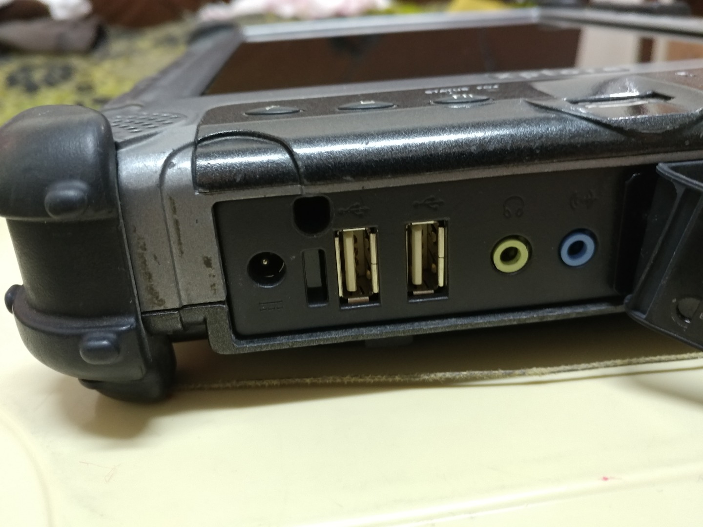 تابلت Xplore Rugged
لا تنسَ أنك شاهدت هذا الإعلان في عنكبوت
للبيع تابلت وكمبيوتر Xplore IX104...