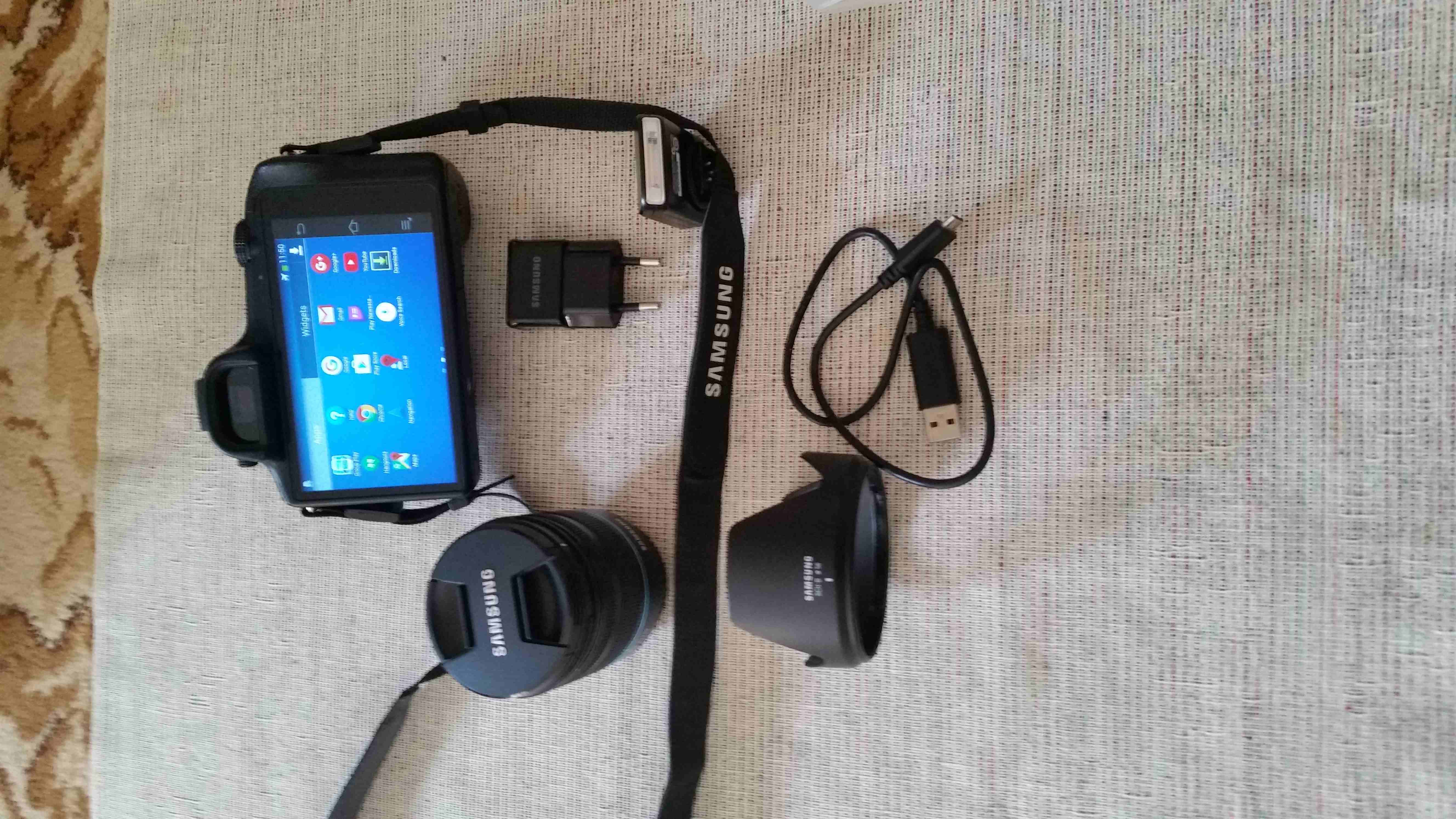 Samsung Galaxy NX-GN100 (Smart professional Camera)
لا تنسَ أنك شاهدت هذا الإعلان في عنكبوت
Samsu...