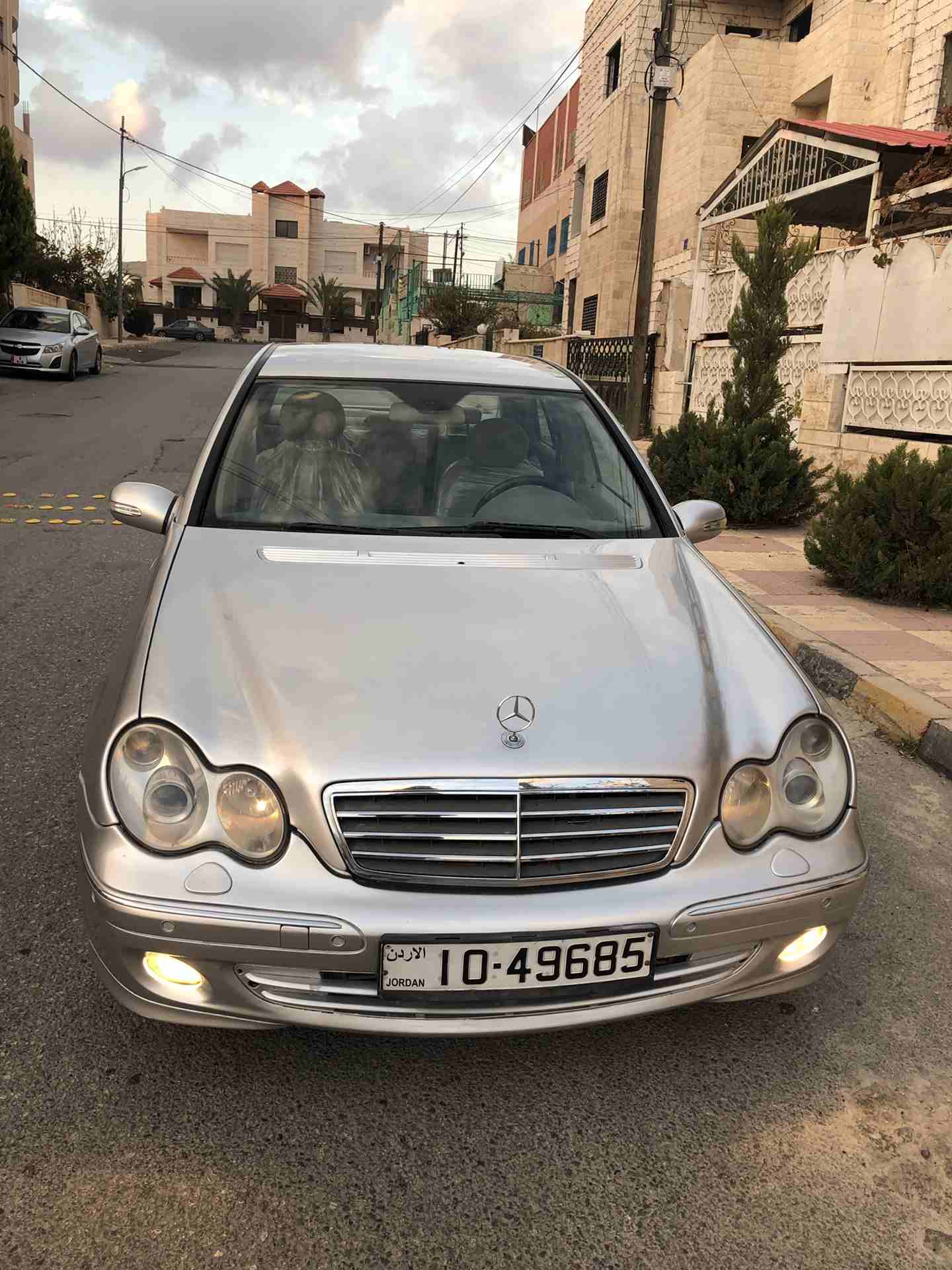 مرسيدس C180 كومبرسير 2005 فل اتوماتيك فحص كامل 7 جيد بحالة الوكالة
لا تنسَ أنك شاهدت هذا الإعلان في عنكبوت...