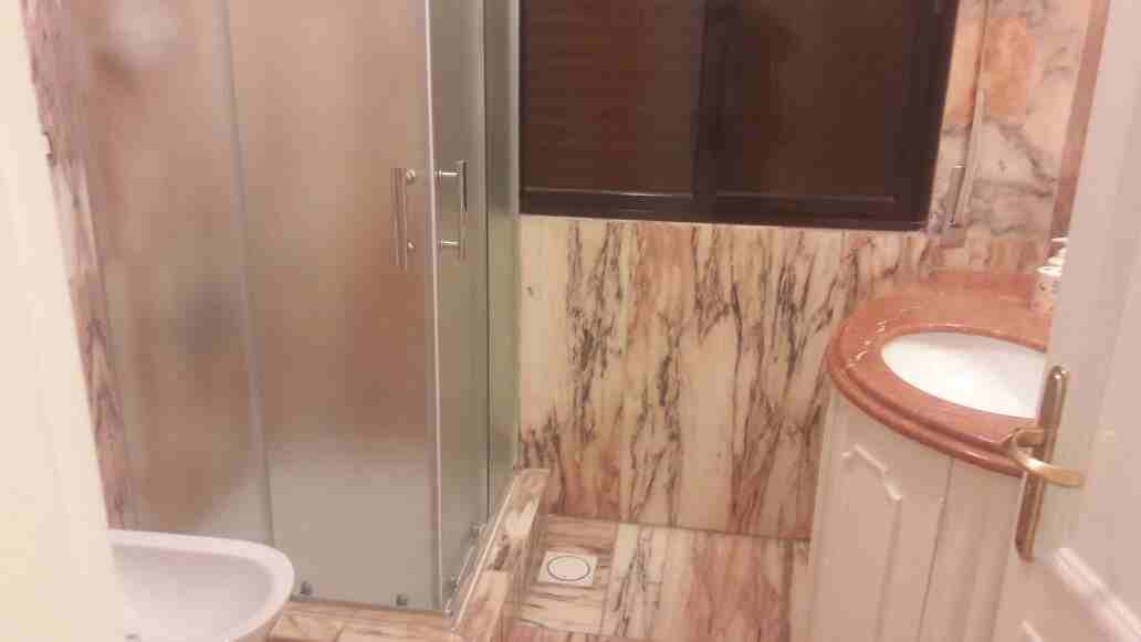 Furnished villa for rent in Alayoumi, Al-Sabouzi and Al-Shahri in Abdoun - New
لا تنسَ أنك شاهدت هذا الإعلان في عنكبوت...