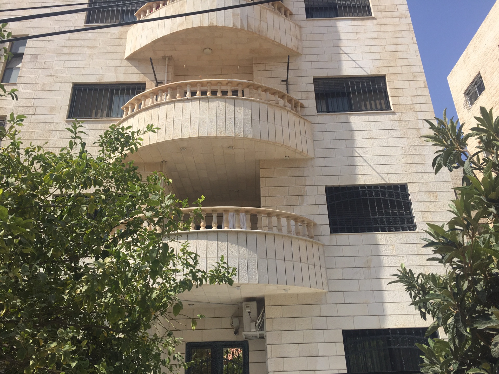 شقق مفروشة مكيفة تاجير شهري يومي(30دينار) ضاحية الرشيد حي الجامعة الاردنية
لا تنسَ أنك شاهدت هذا الإعلان في عنكبوت...