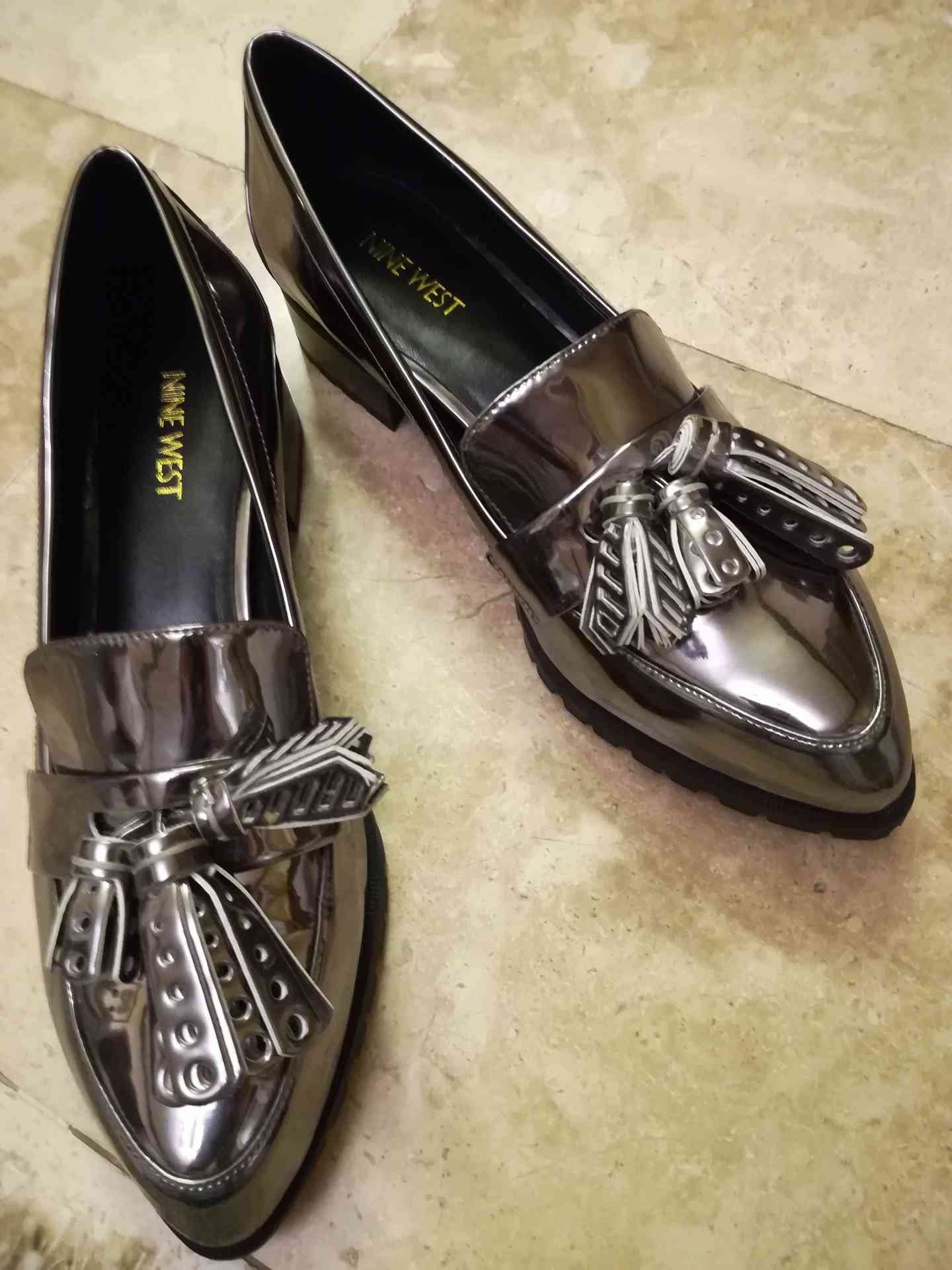حذاء جديد نسائي nine west قياس 39_40                                            


	 				لا تنسَ أنك شاهدت هذا الإعلان في عنكبوت            
	 				
                                للتواصل عالخاص...