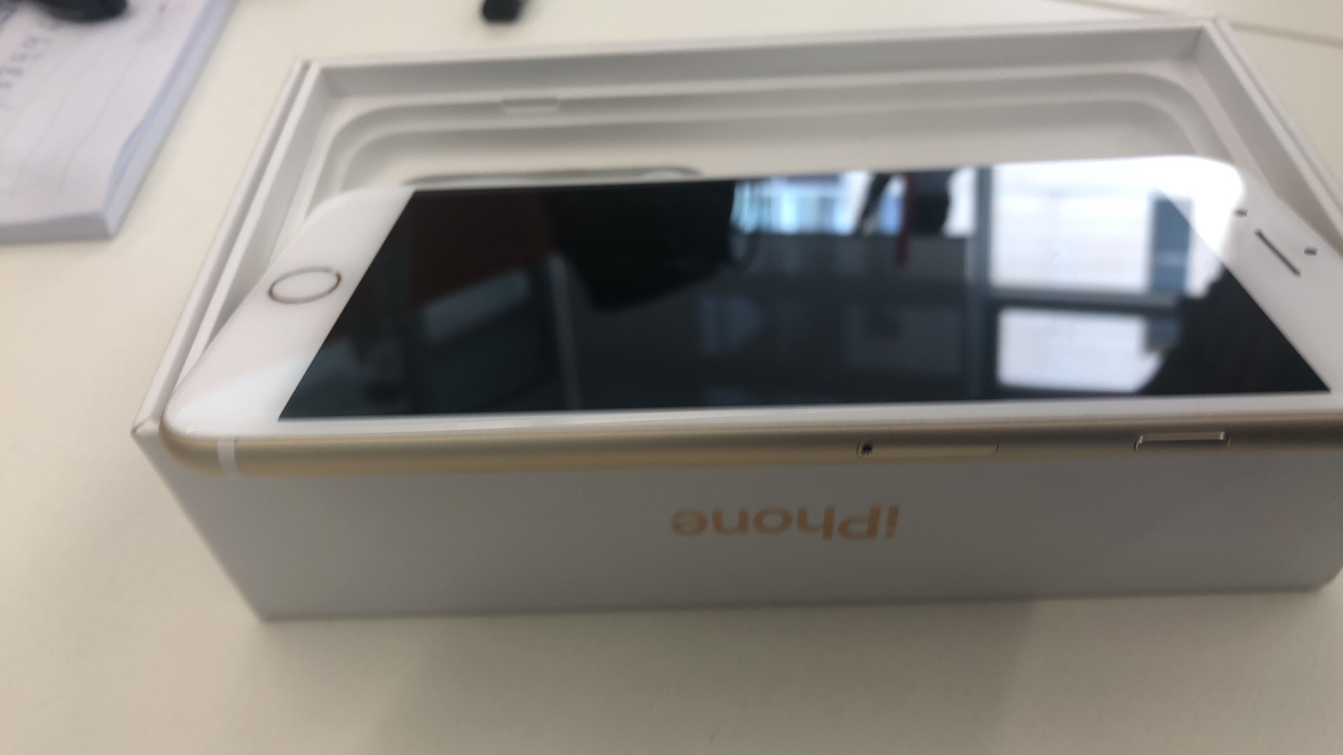 iPhone 7 plus 128 GB Gold
لا تنسَ أنك شاهدت هذا الإعلان في عنكبوت
iPhone 7 plus
Gold 1...