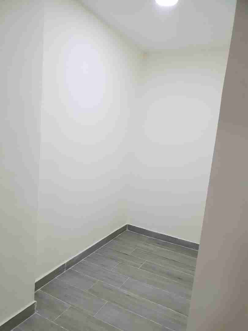 شقه جديده مميزه للبيع في خلدا خلف مطاعم عاليه المركزي ***وقرب Amman Academy School                                            


	 				لا تنسَ أنك شاهدت هذا الإعلان في عنكبوت...