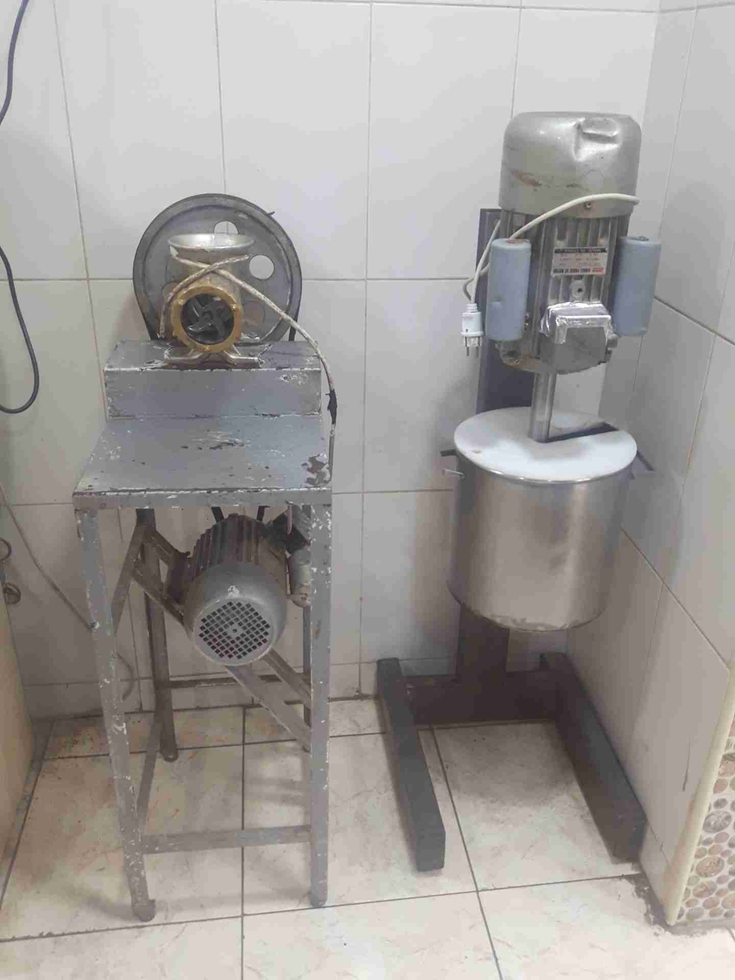 مطعم للبيع لعدم التفرغ بسعر مغري جدآ
لا تنسَ أنك شاهدت هذا الإعلان في عنكبوت
مطعم جديد للبيع...