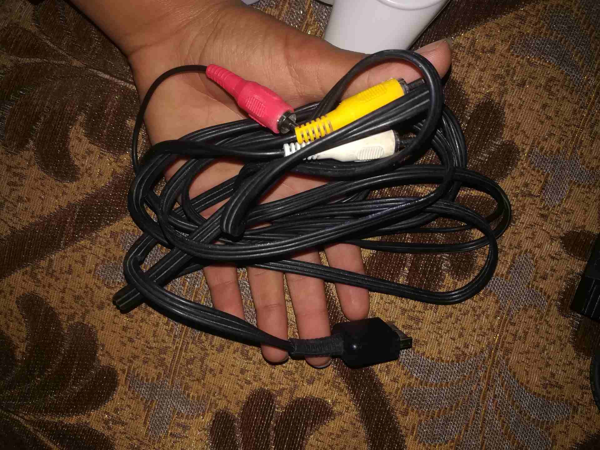 بلايستيشن 2،بحاله ممتازه مع ايدتين وجميع وصلاته سوني الأصلي جهاز وكاله شغال 100%
لا تنسَ أنك شاهدت هذا الإعلان في عنكبوت...