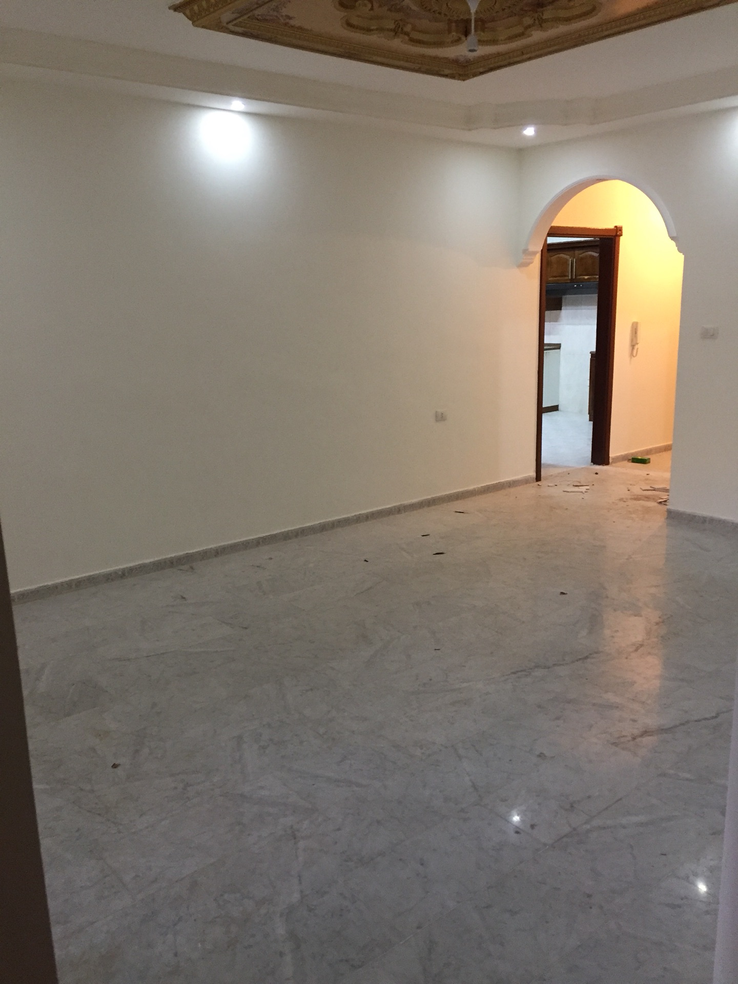 شقة للايجار في الرونق خلف مدارس القمة شارع المطار بسعرر مميز
لا تنسَ أنك شاهدت هذا الإعلان في عنكبوت...