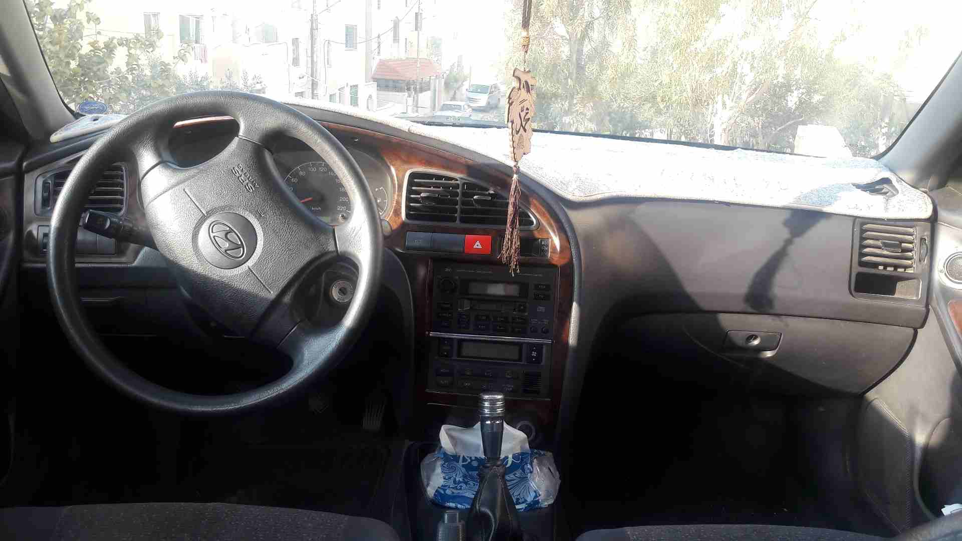 افانتي XD 2001 سوبر ديلوكس
لا تنسَ أنك شاهدت هذا الإعلان في عنكبوت
بسم الله الرحمن الرحيم
سيارة...
