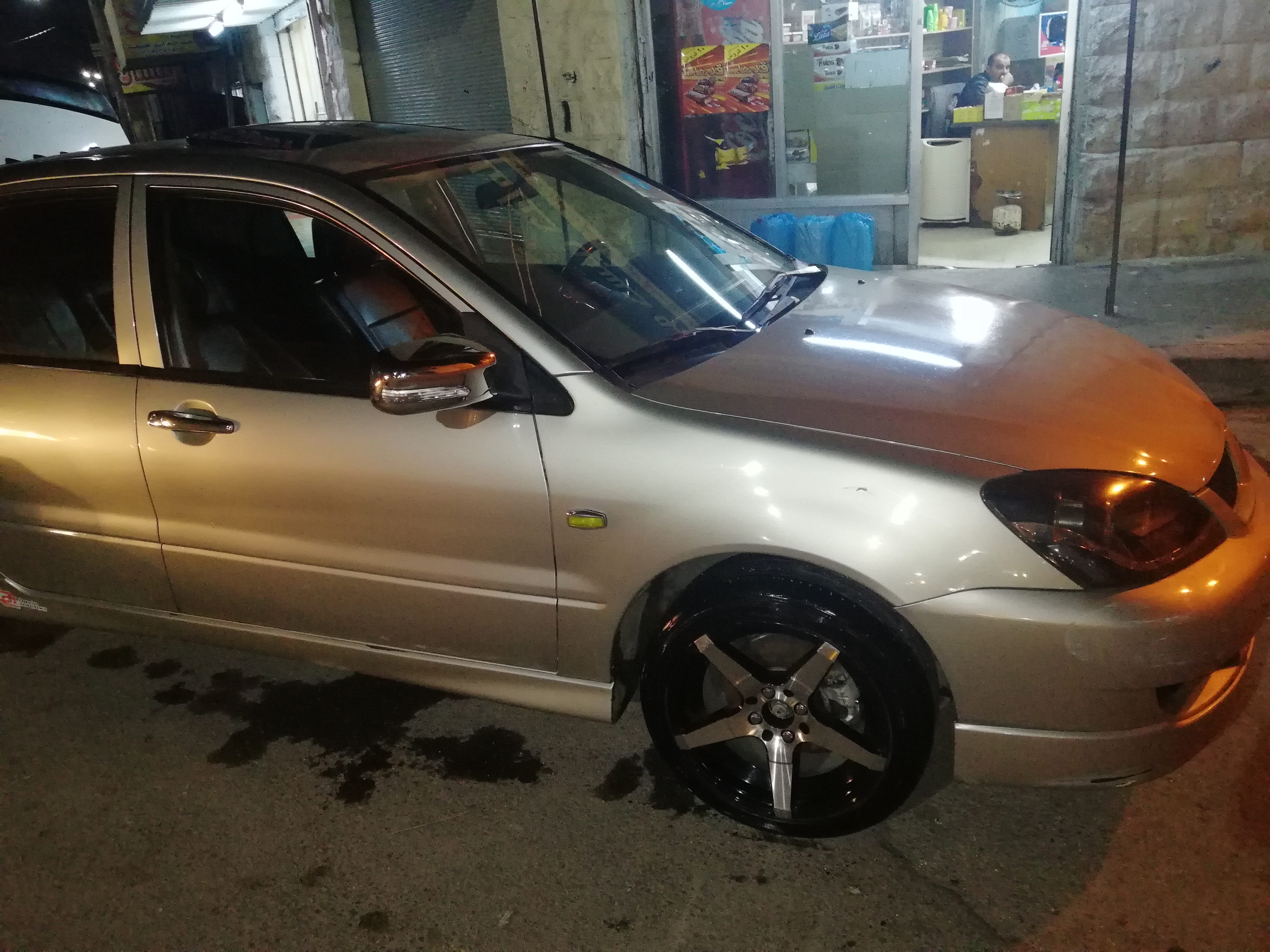 ميتسوبيشي لا نسر 2004 اربع جيد معدله من البوز للطيز فحصها اربعه جيد
لا تنسَ أنك شاهدت هذا الإعلان في عنكبوت...