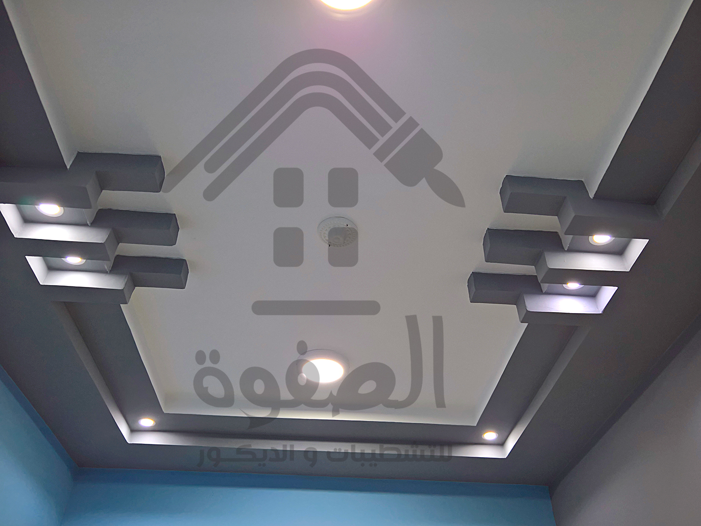 الصفوة للتشطيبات والديكور..

في الصفوة للتشطيبات والديكور هتلاقي كل ما بتحلم بيه    
كل ما يلزم (شقتك..مكتبك..عيادتك..فيلتك) من :- (نقاشة..محارة..سباكة..كهربا..اسقف..دهانات..حوائط3d(
كل دا واكتر هتلاق...